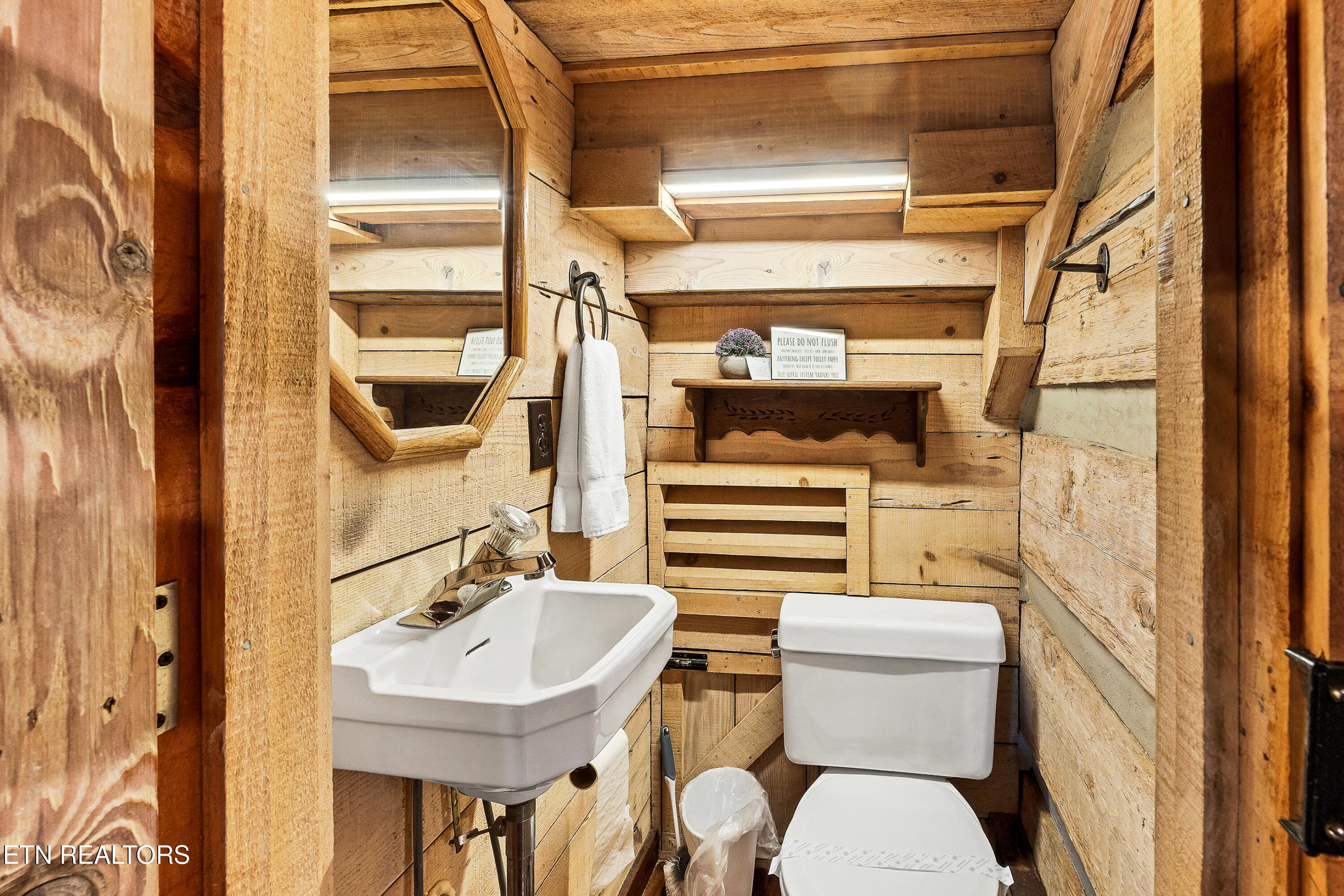 260 Black Mash Hollow Road Townsend TN 37882