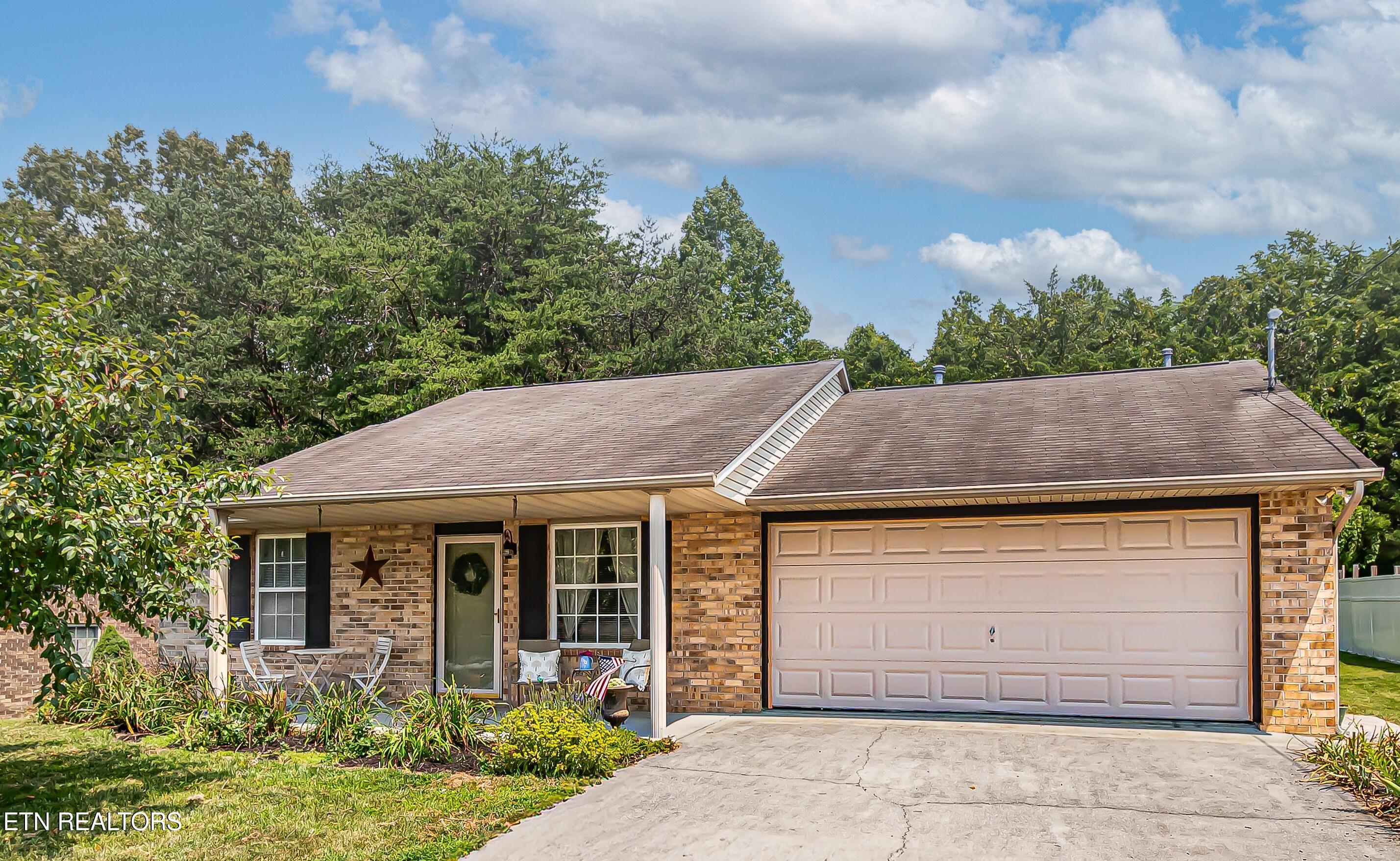 7501 Lyle Bend Knoxville TN 37918