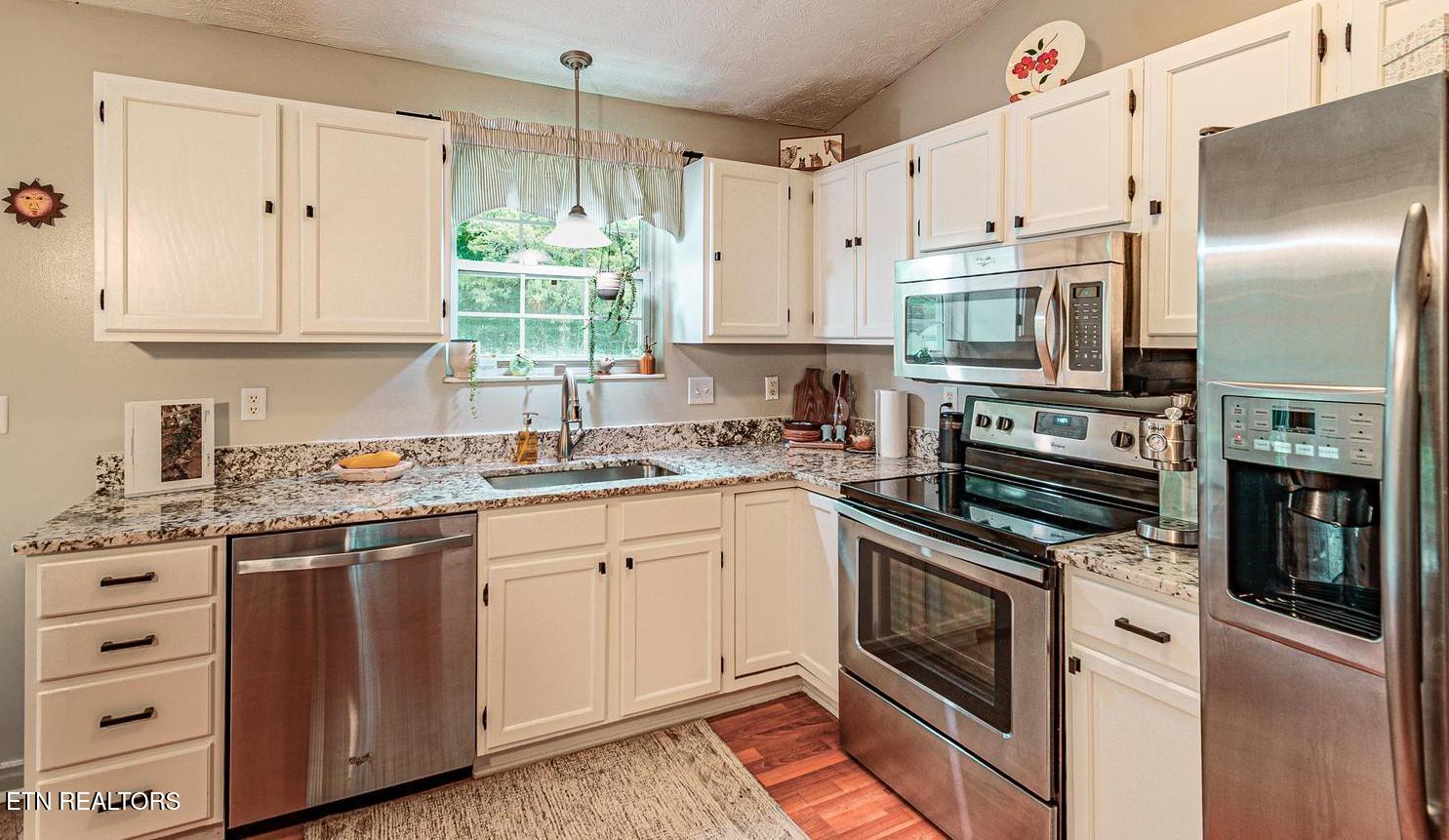7501 Lyle Bend Knoxville TN 37918
