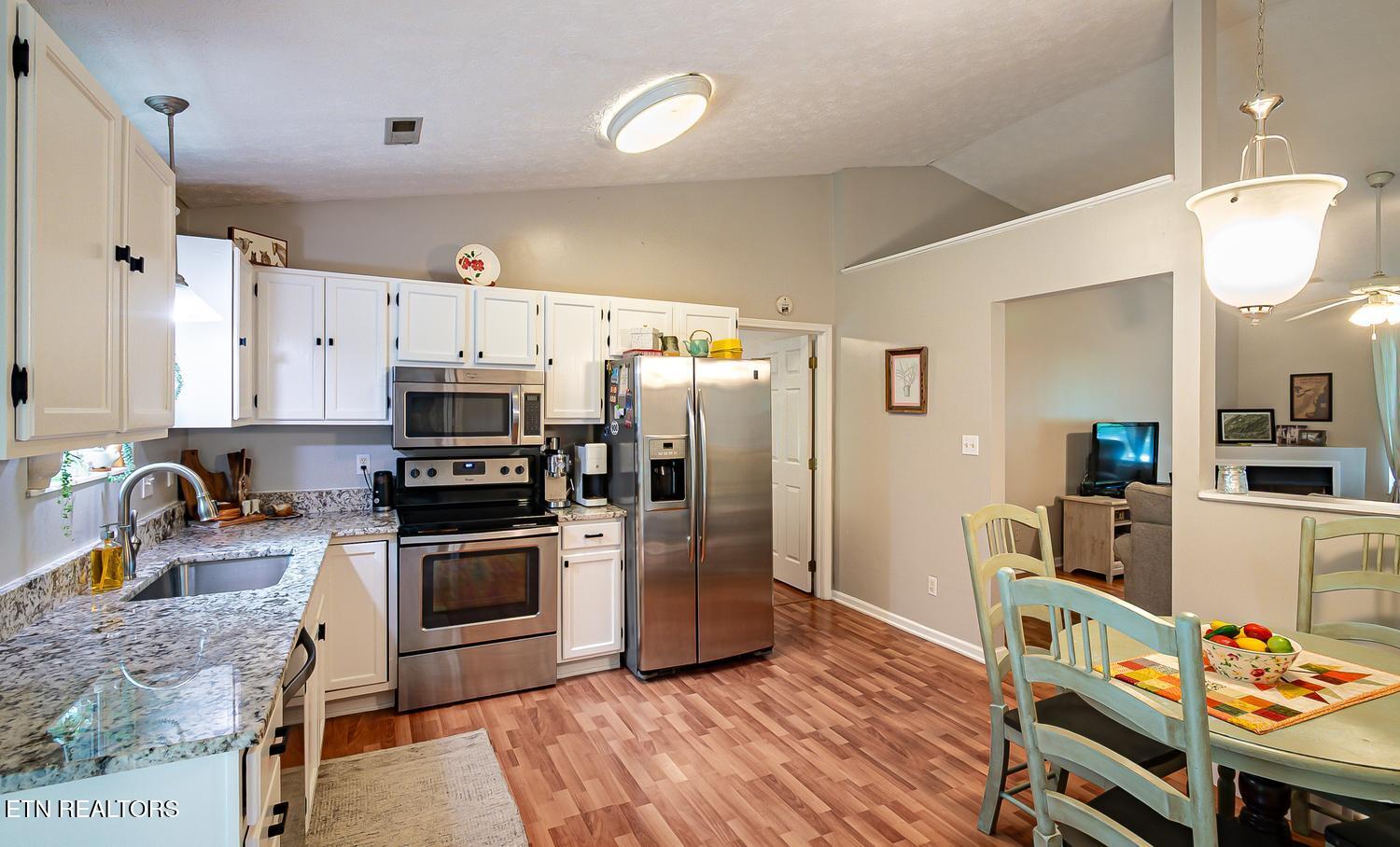 7501 Lyle Bend Knoxville TN 37918