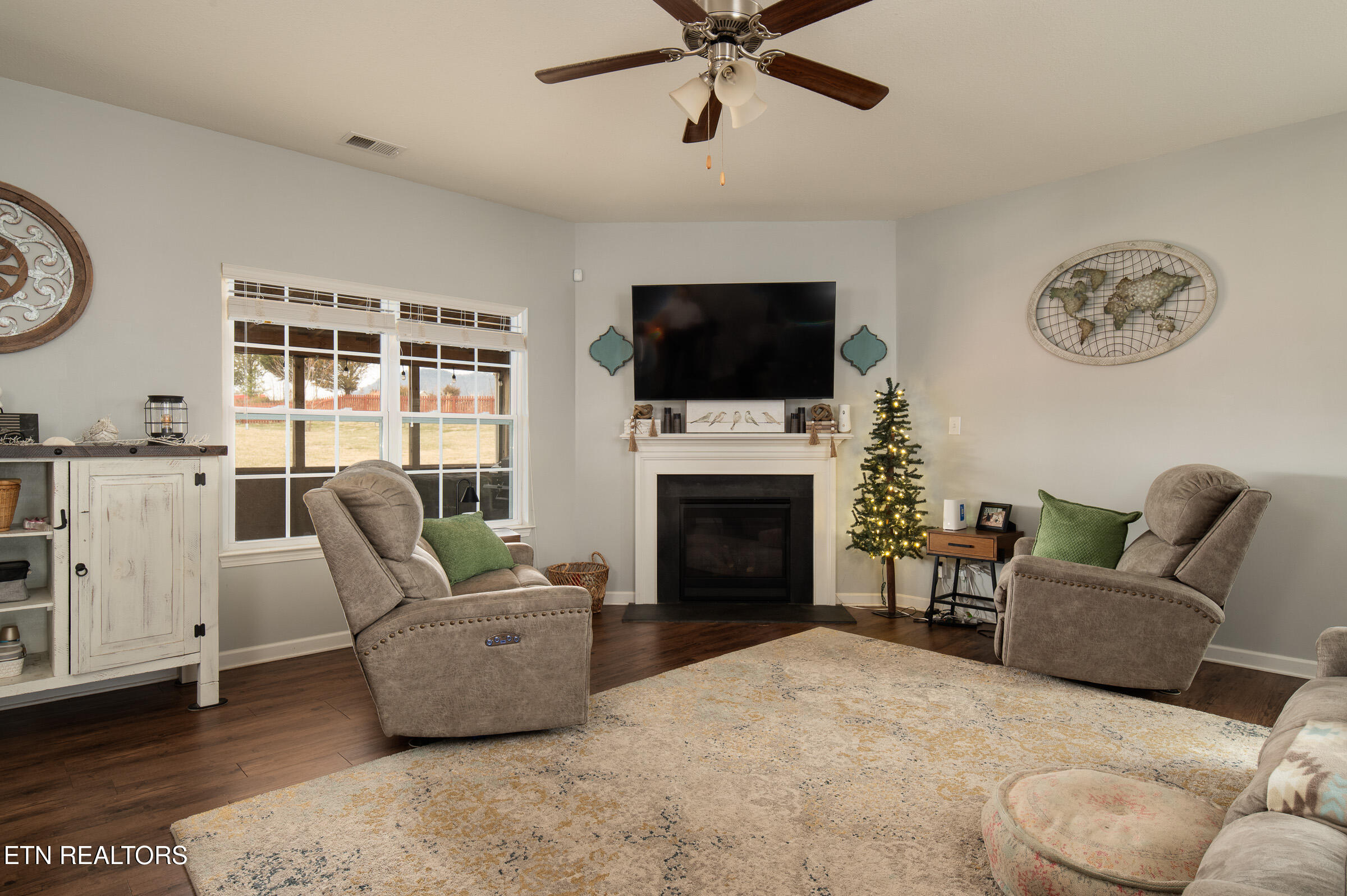 8259 Horseshoe Mesa Trail Corryton TN 37721