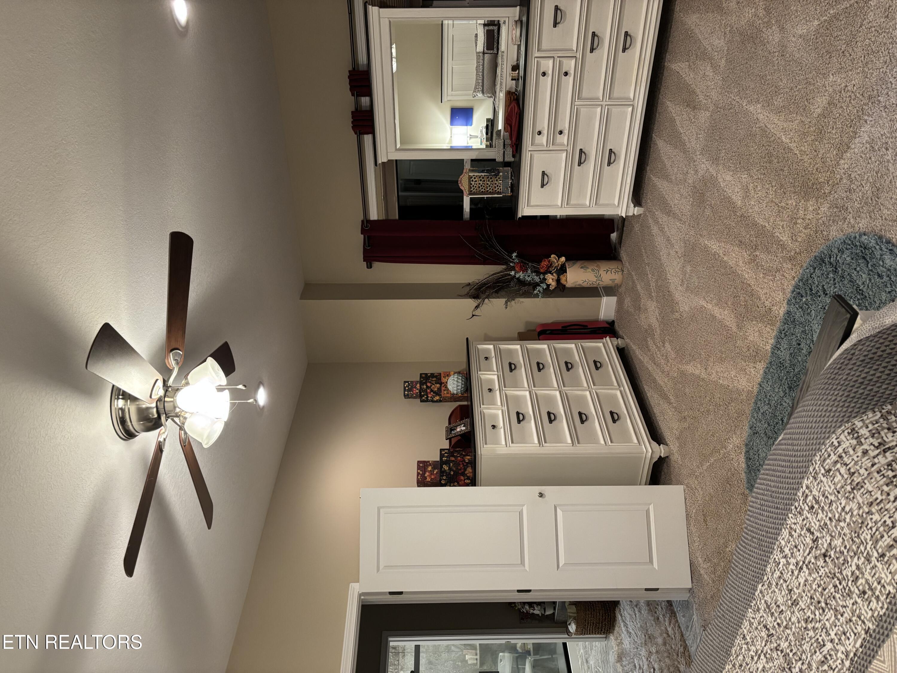 346 Red Oak Drive Oneida TN 37841