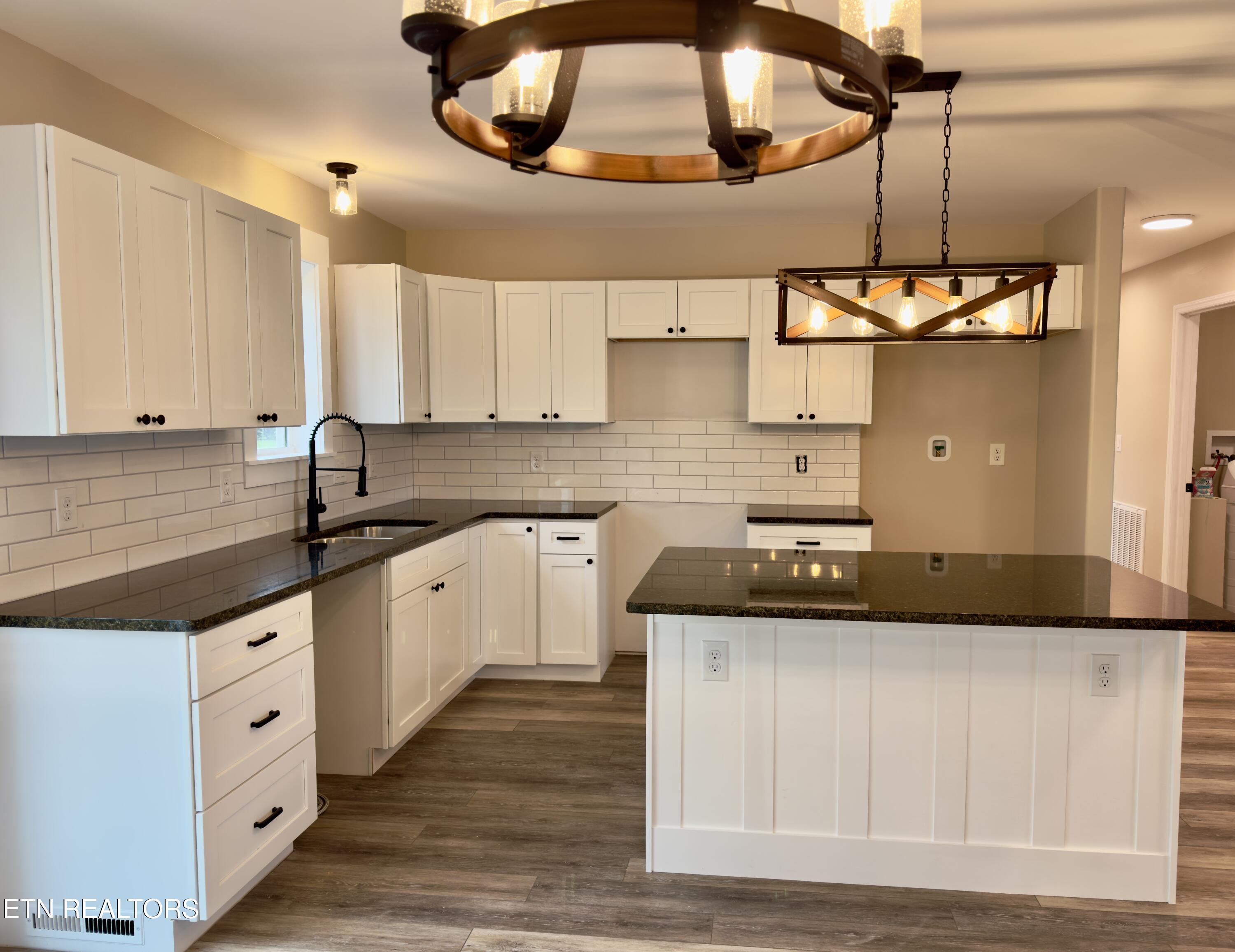 127 Deer Ridge Rutledge TN 37861