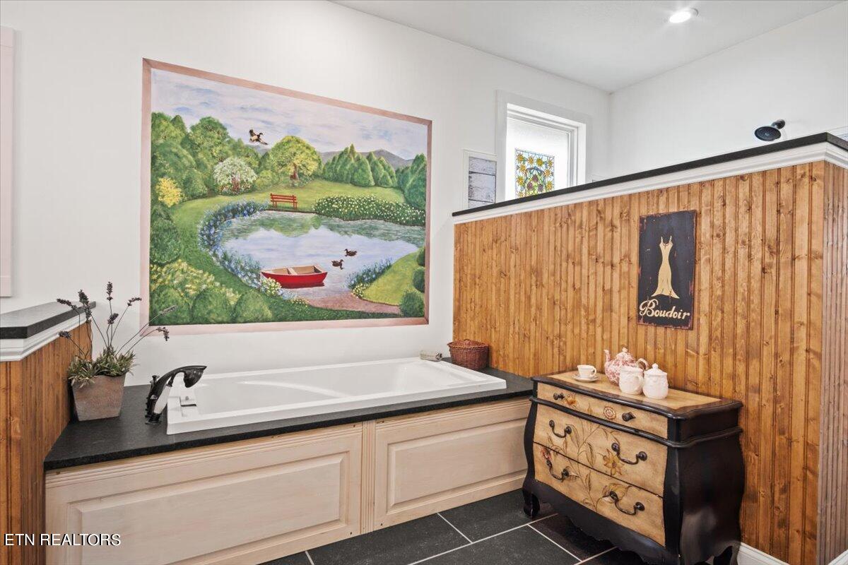 244 Ganega Trail Vonore TN 37885