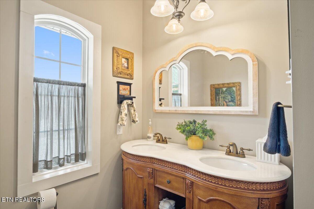 244 Ganega Trail Vonore TN 37885