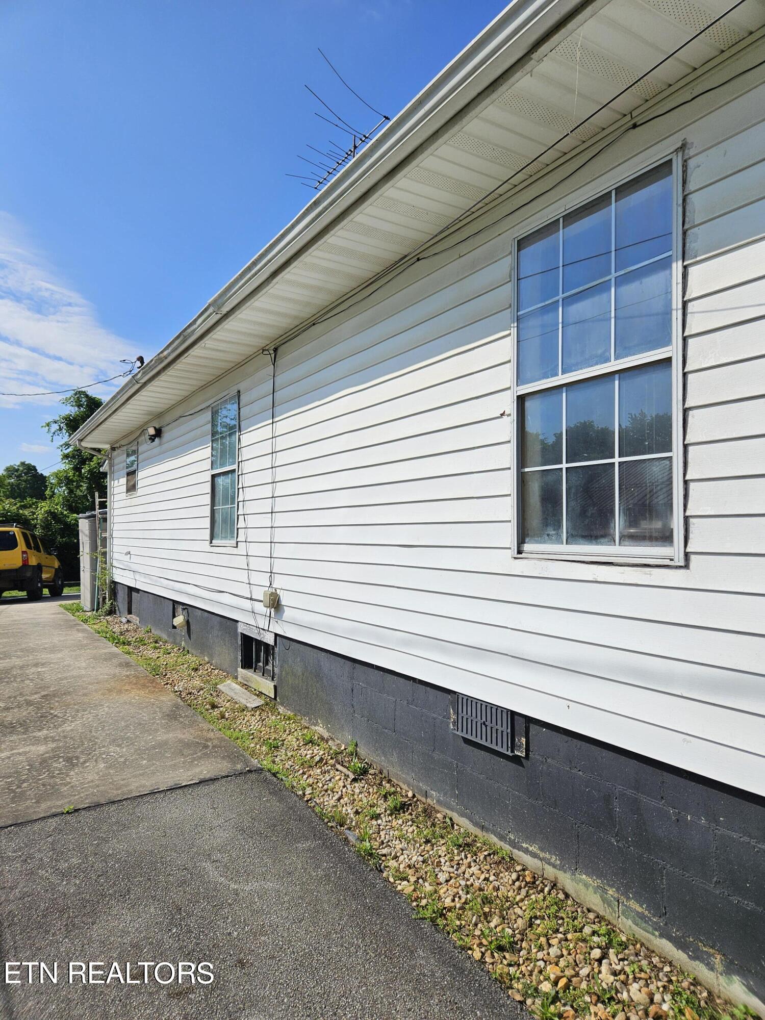 334 Margrave Drive Harriman TN 37748