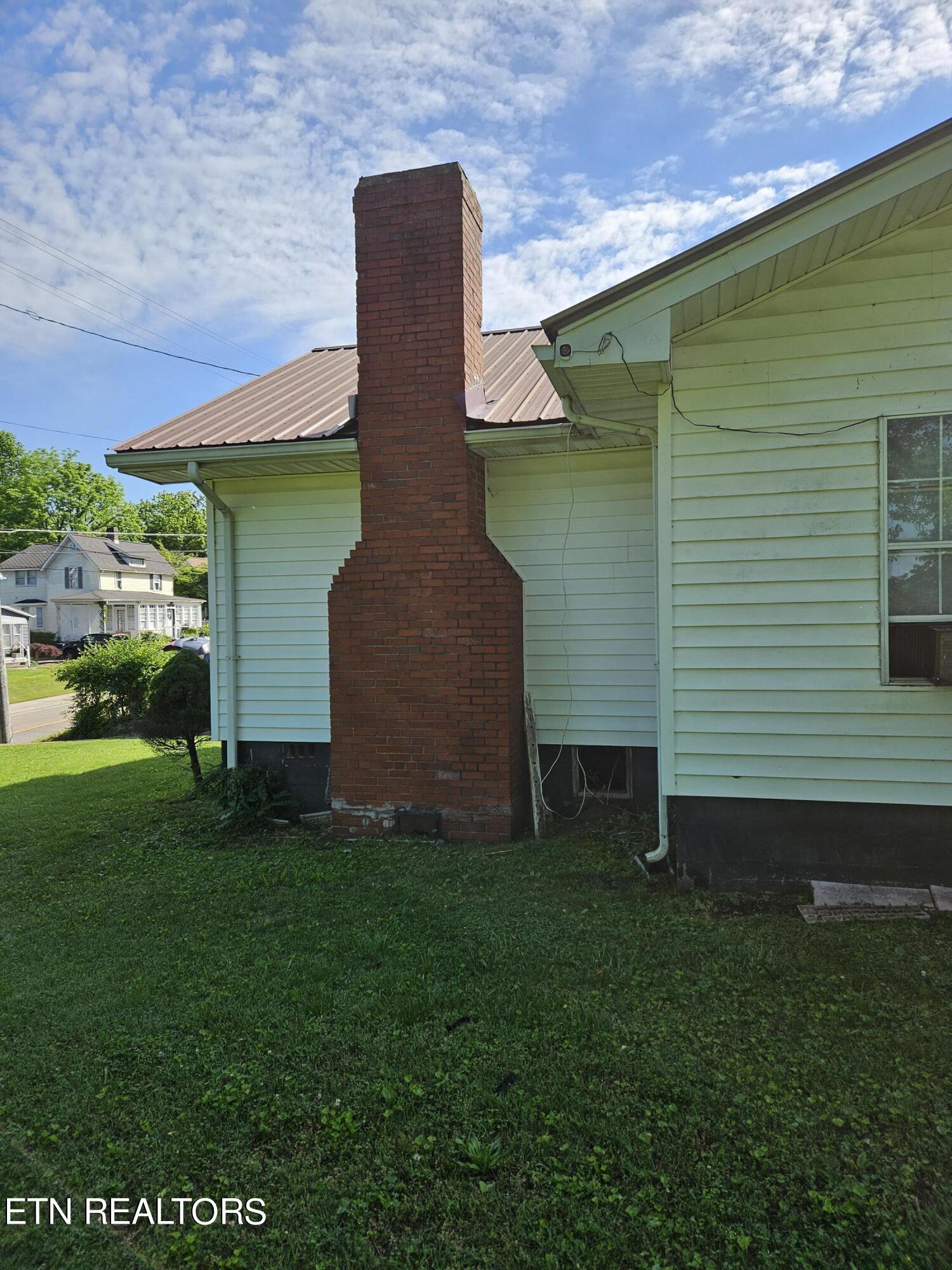 334 Margrave Drive Harriman TN 37748