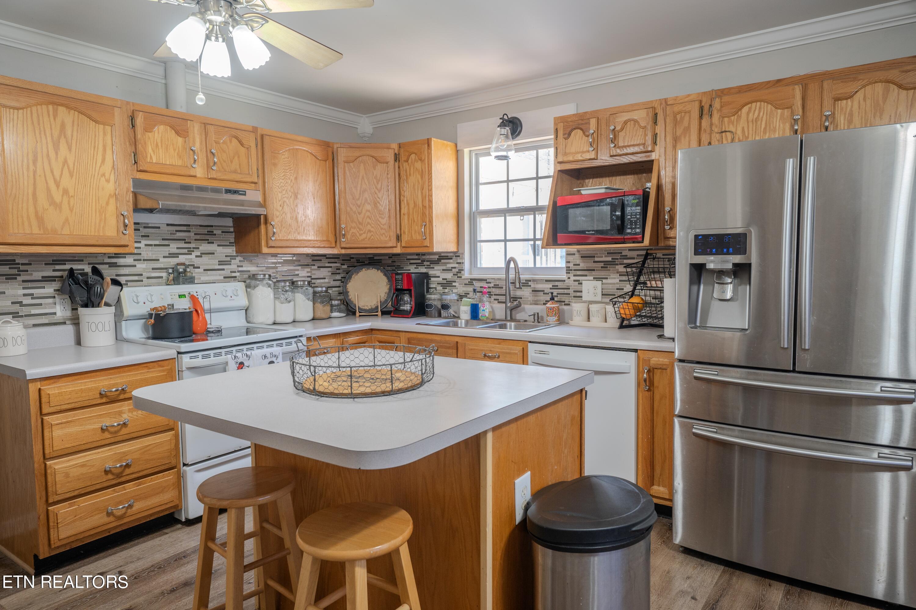 1305 Price Road Lenoir City TN 37771