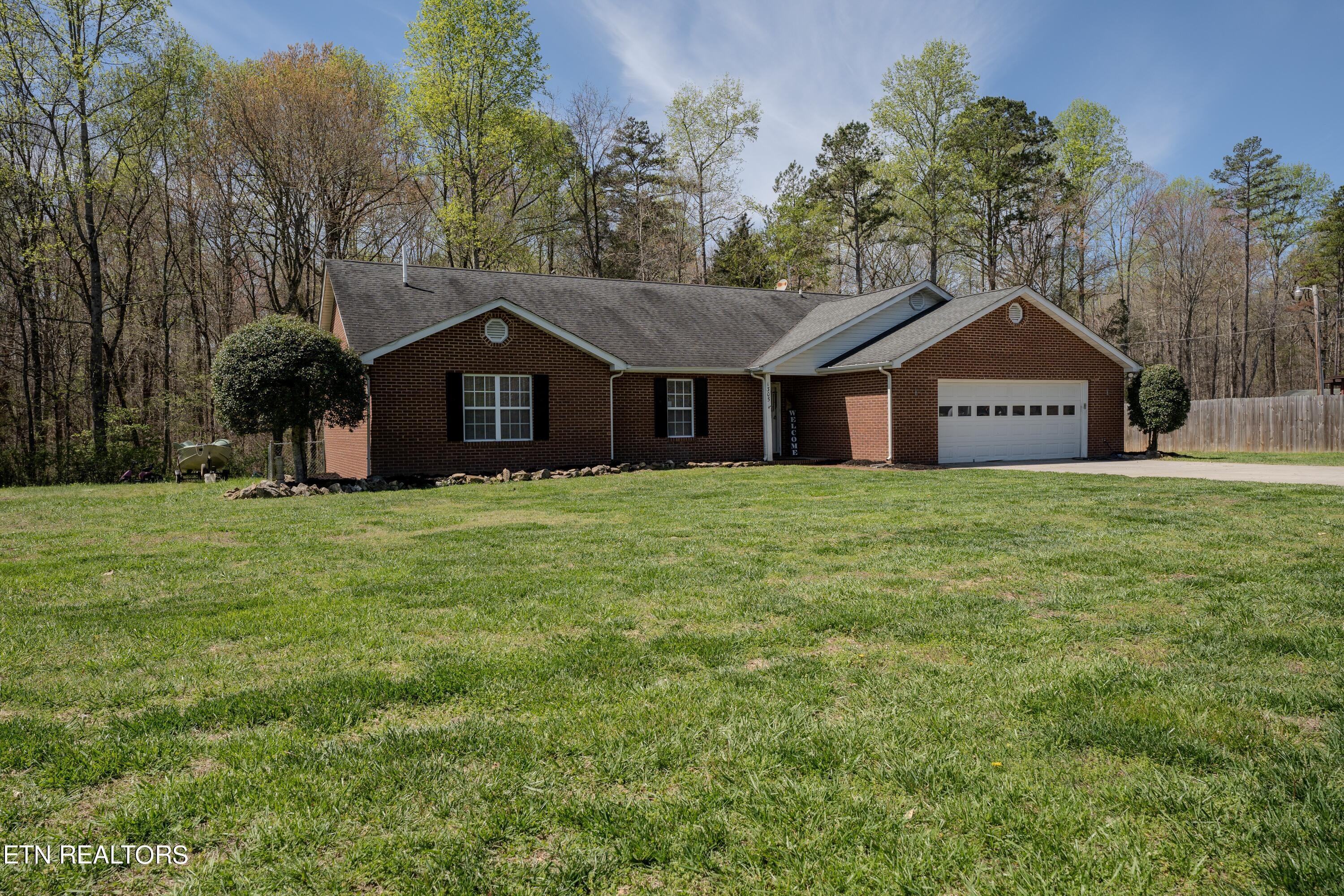 1305 Price Road Lenoir City TN 37771