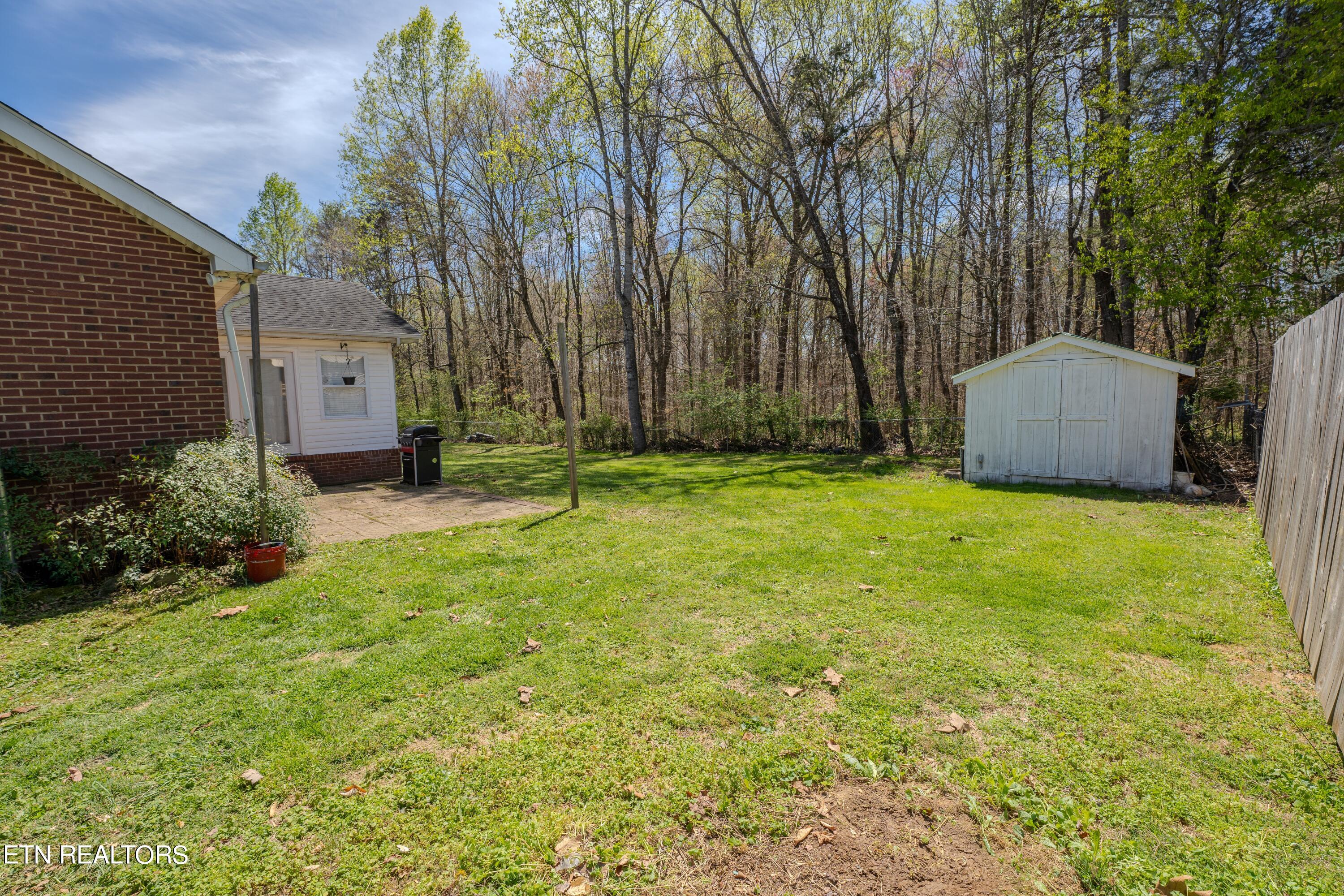 1305 Price Road Lenoir City TN 37771
