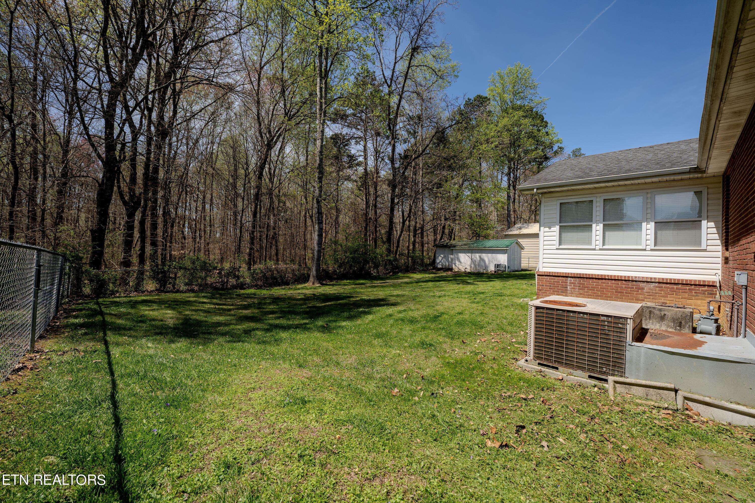 1305 Price Road Lenoir City TN 37771