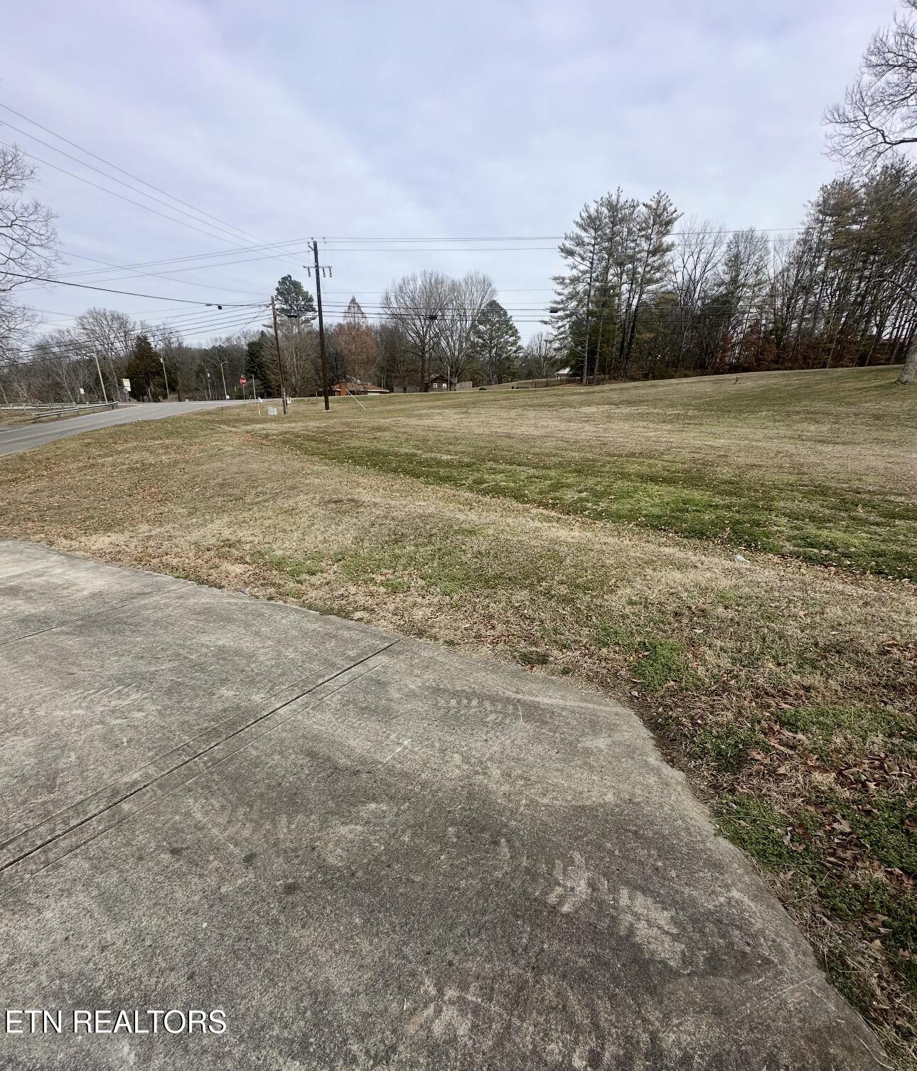 1507 Roberson Springs Road Loudon TN 37774