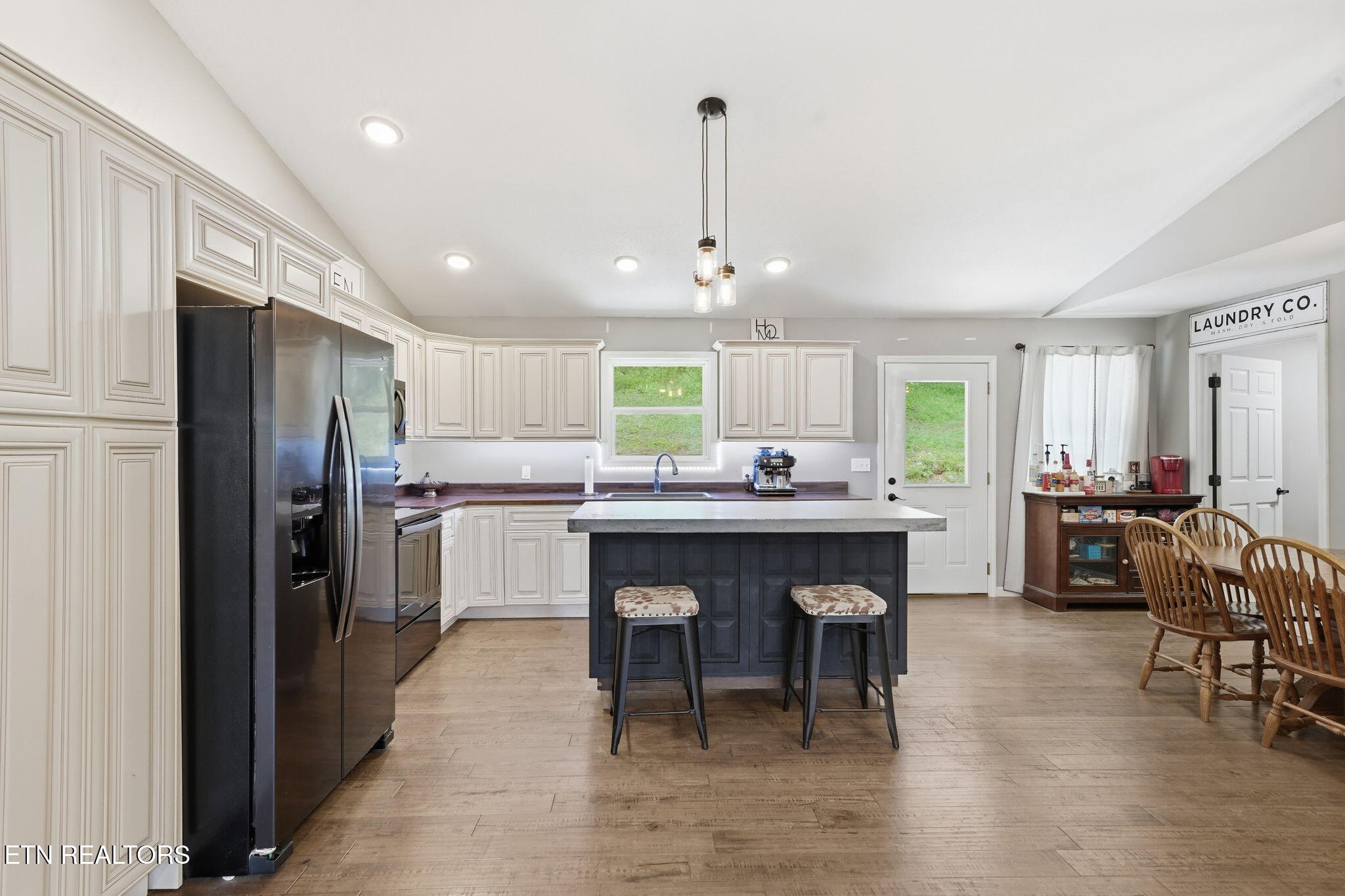 3259 River Pointe Circle Kodak TN 37764