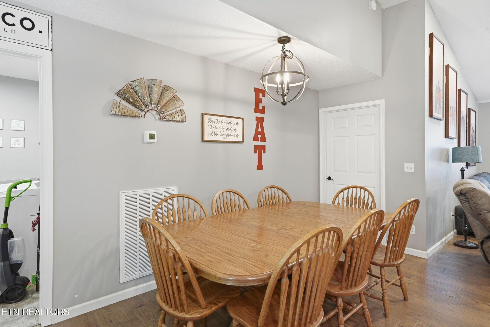 3259 River Pointe Circle Kodak TN 37764