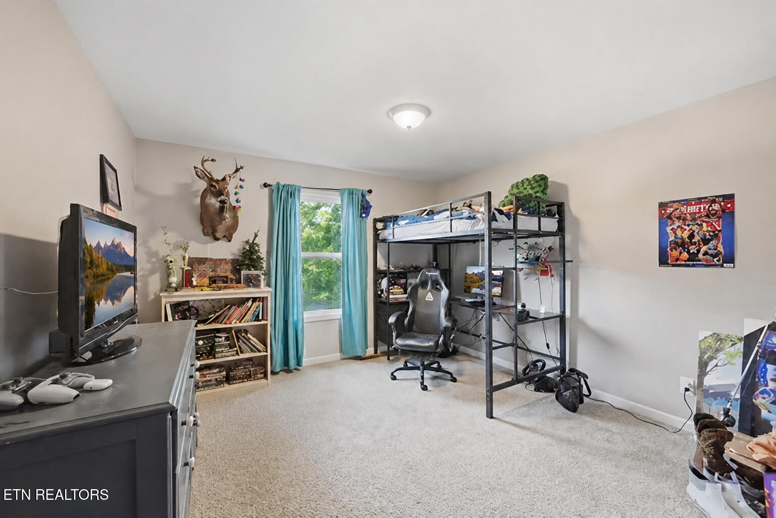 3259 River Pointe Circle Kodak TN 37764