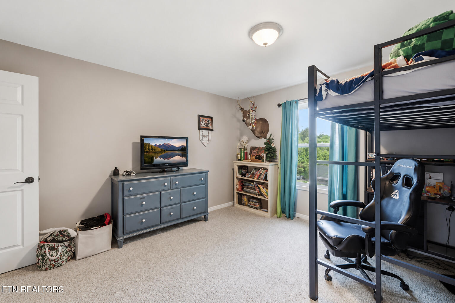 3259 River Pointe Circle Kodak TN 37764