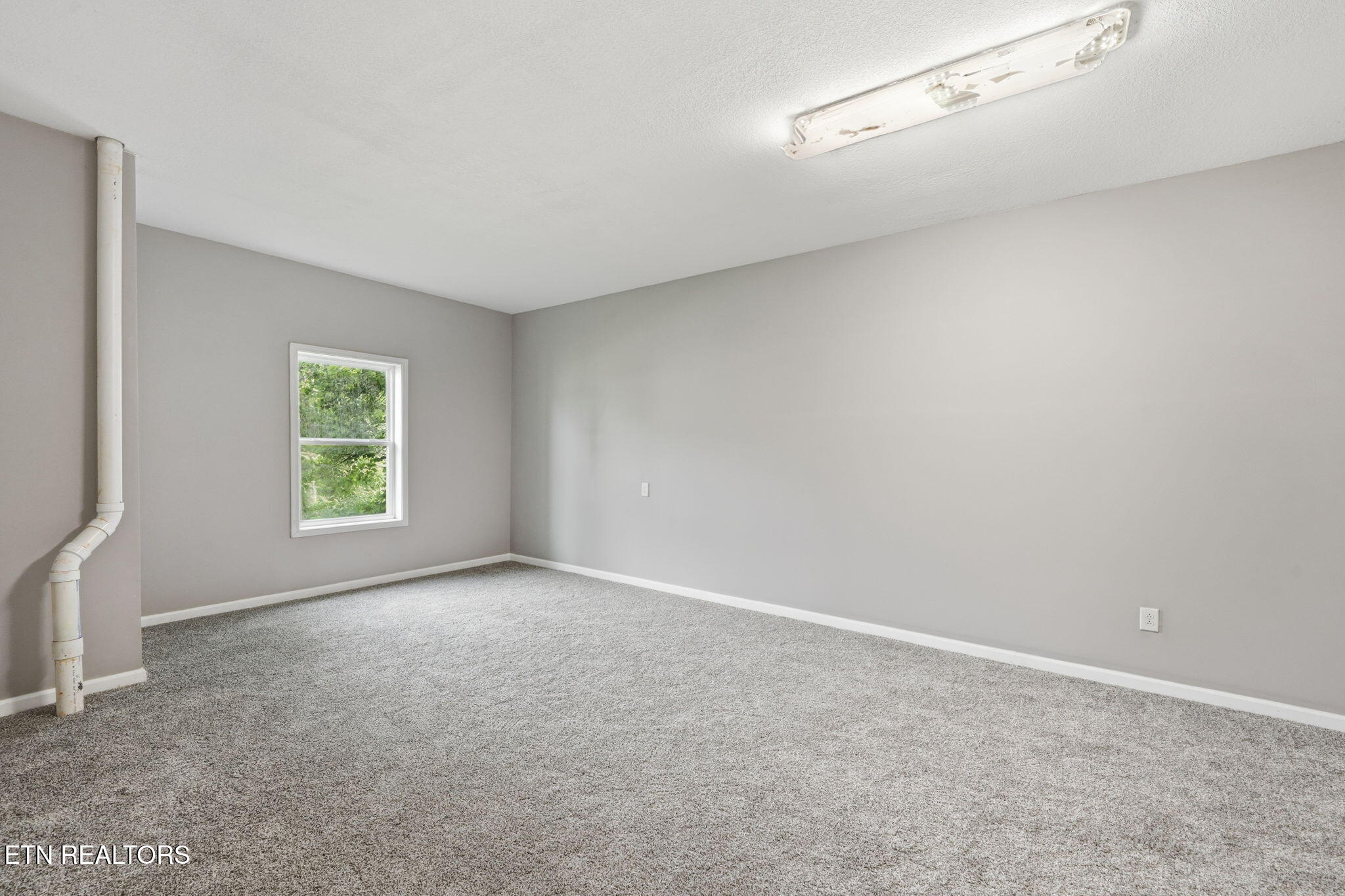 3259 River Pointe Circle Kodak TN 37764