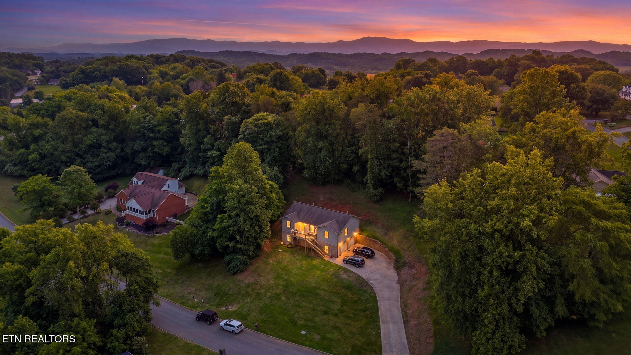 3259 River Pointe Circle Kodak TN 37764