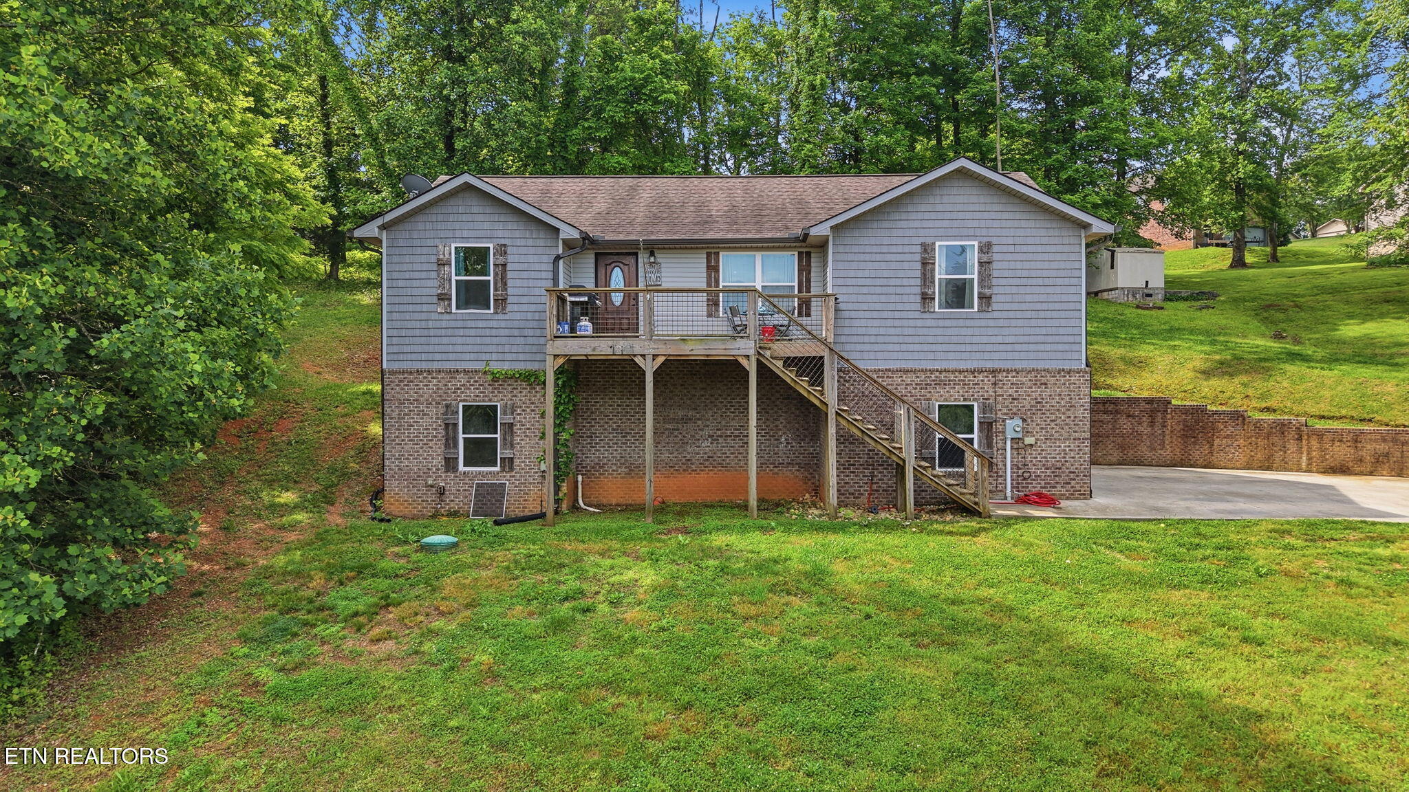 3259 River Pointe Circle Kodak TN 37764