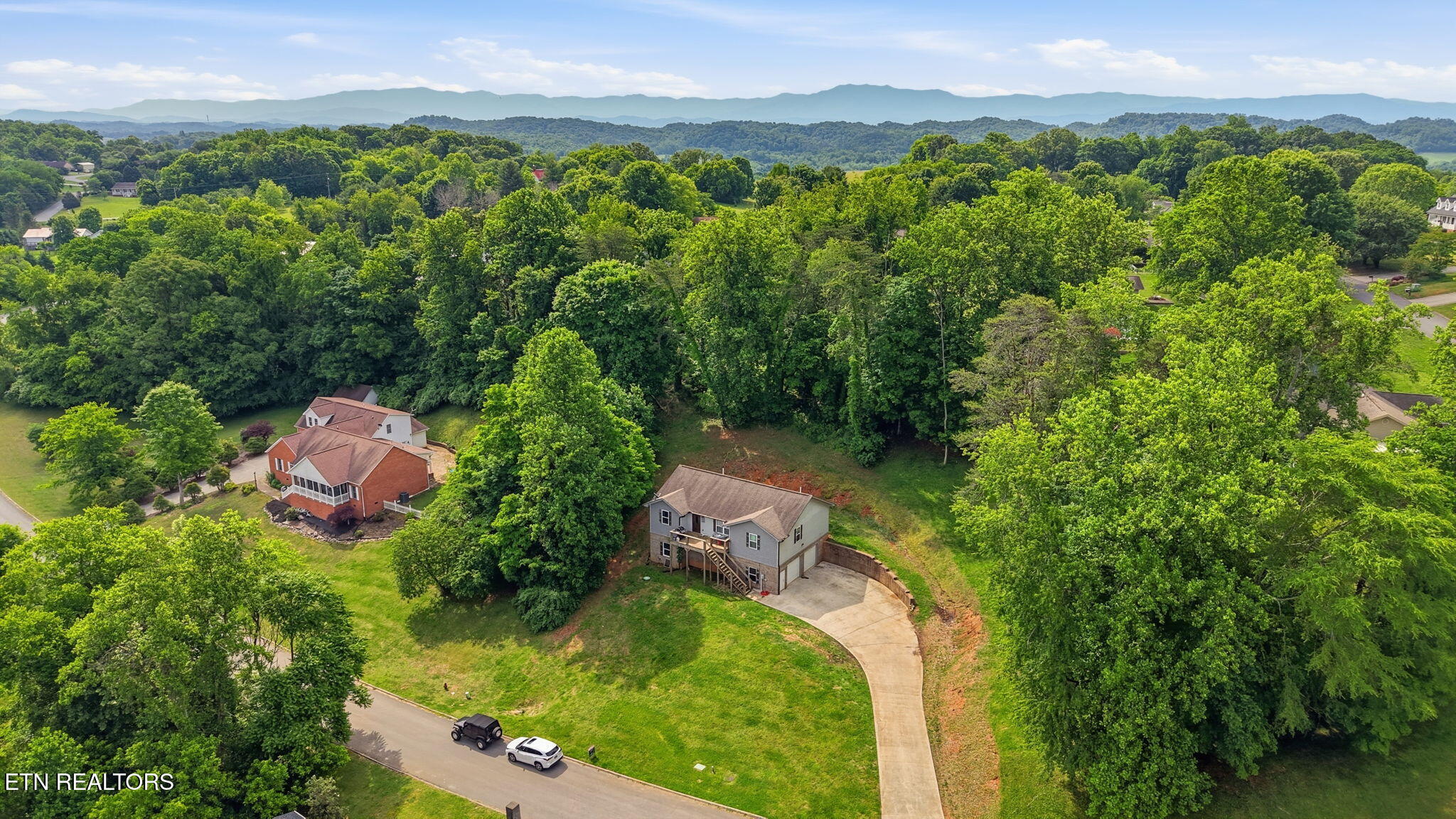 3259 River Pointe Circle Kodak TN 37764