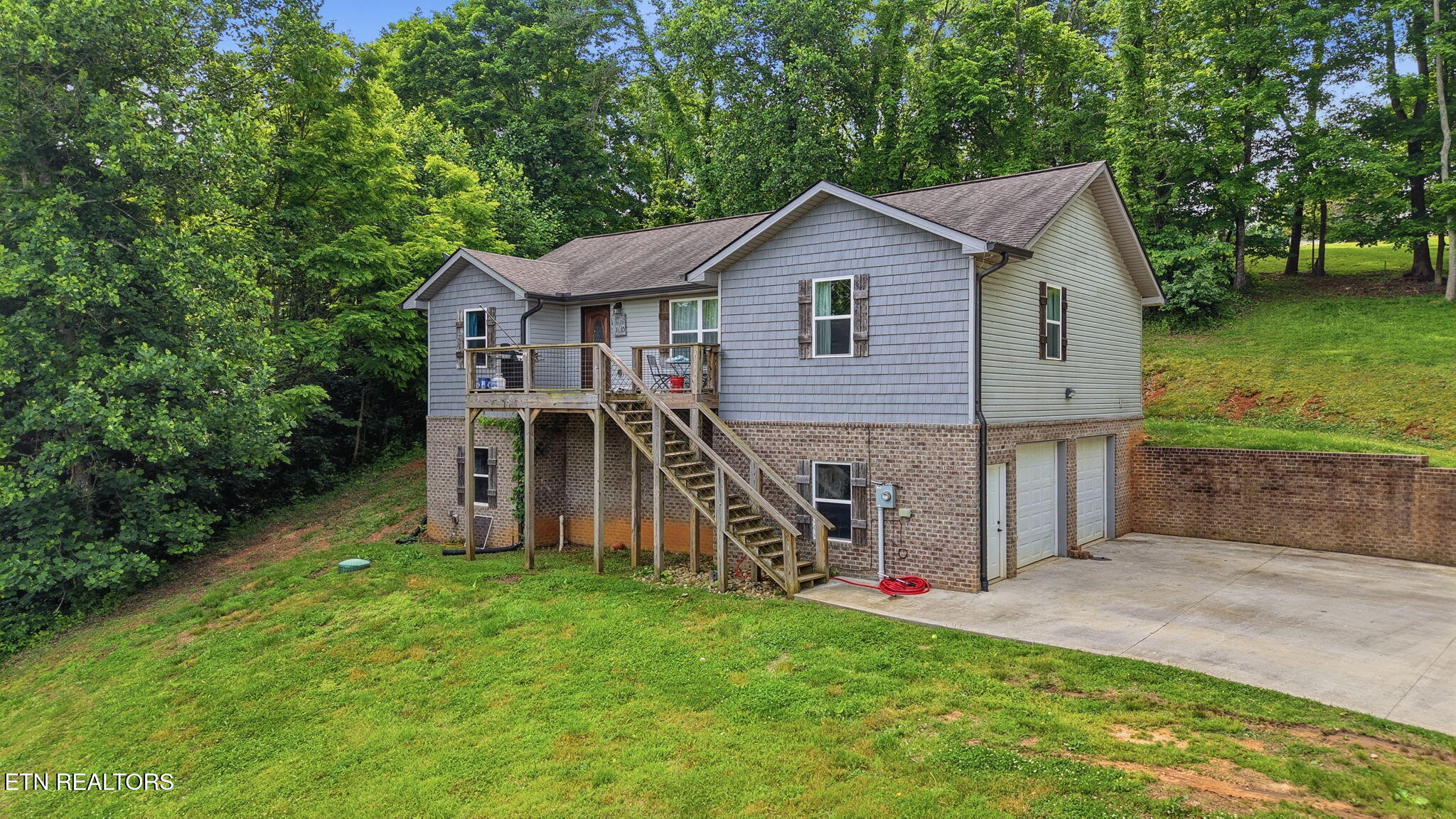 3259 River Pointe Circle Kodak TN 37764