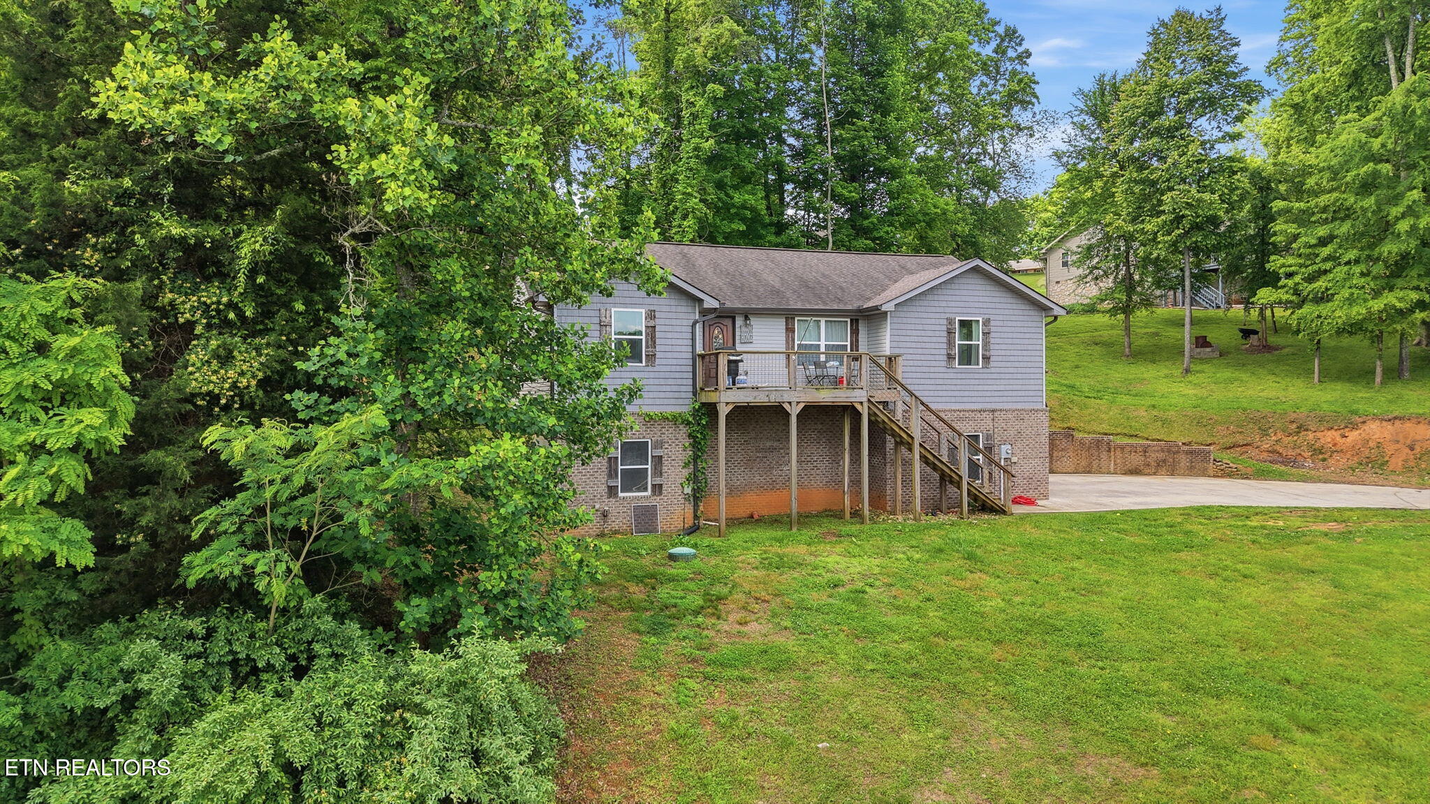 3259 River Pointe Circle Kodak TN 37764