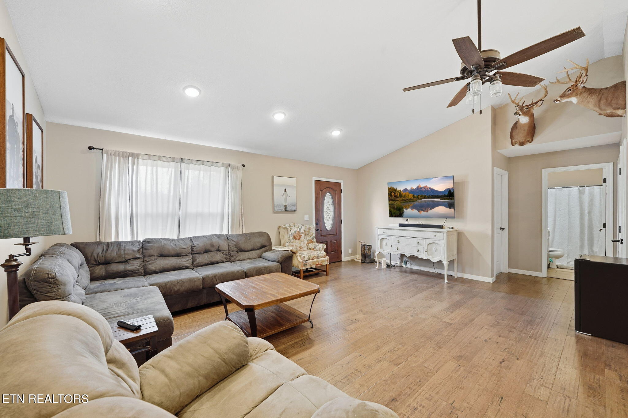 3259 River Pointe Circle Kodak TN 37764