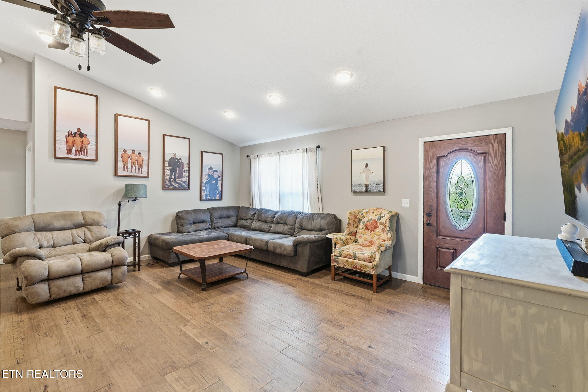 3259 River Pointe Circle Kodak TN 37764