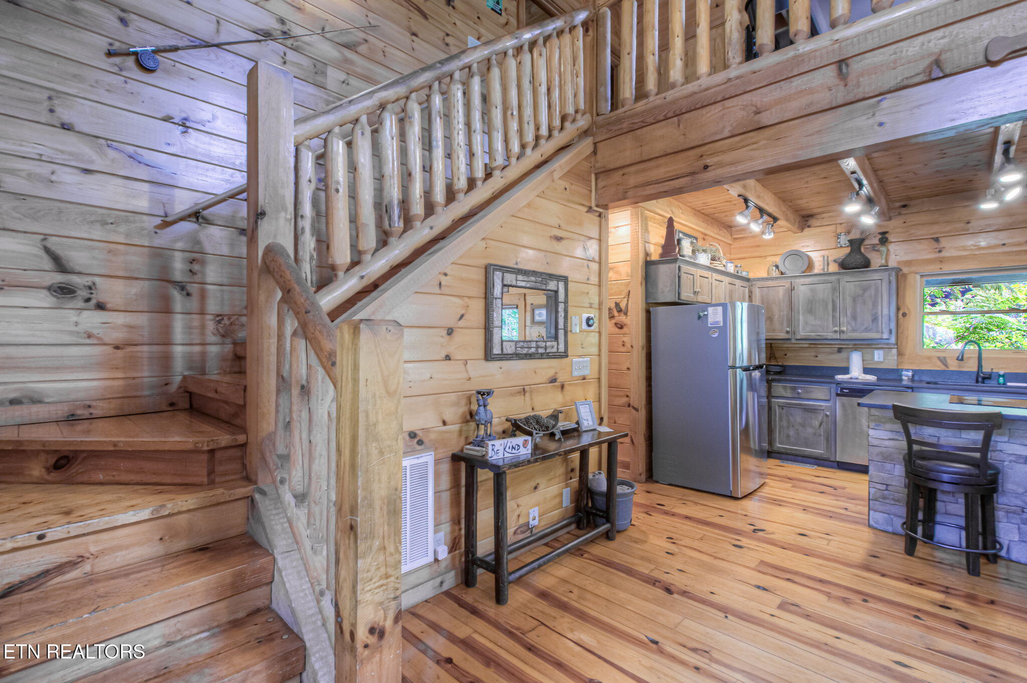 3012 Oak Tree Way Pigeon Forge TN 37863