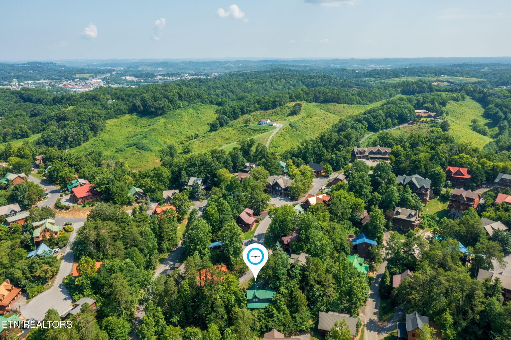 3012 Oak Tree Way Pigeon Forge TN 37863