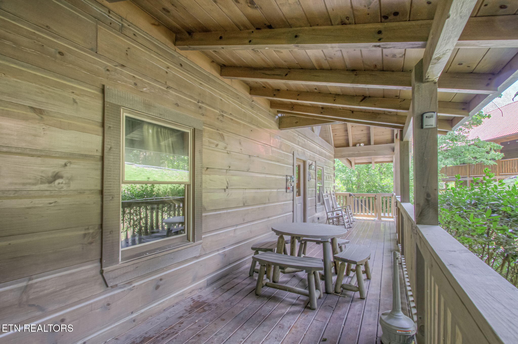 3012 Oak Tree Way Pigeon Forge TN 37863