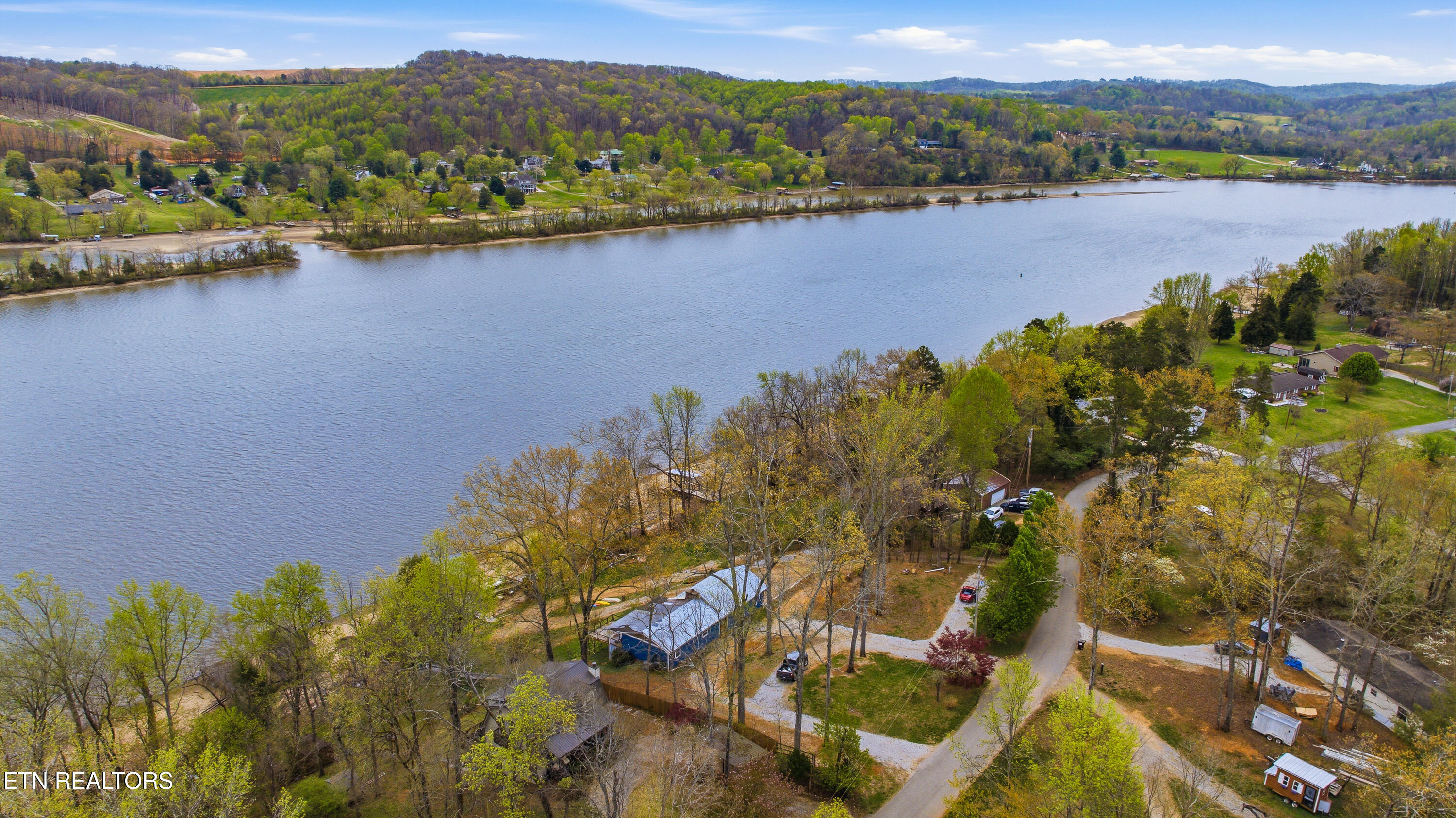 269 Lakeshore Vista Drive Kingston TN 37763