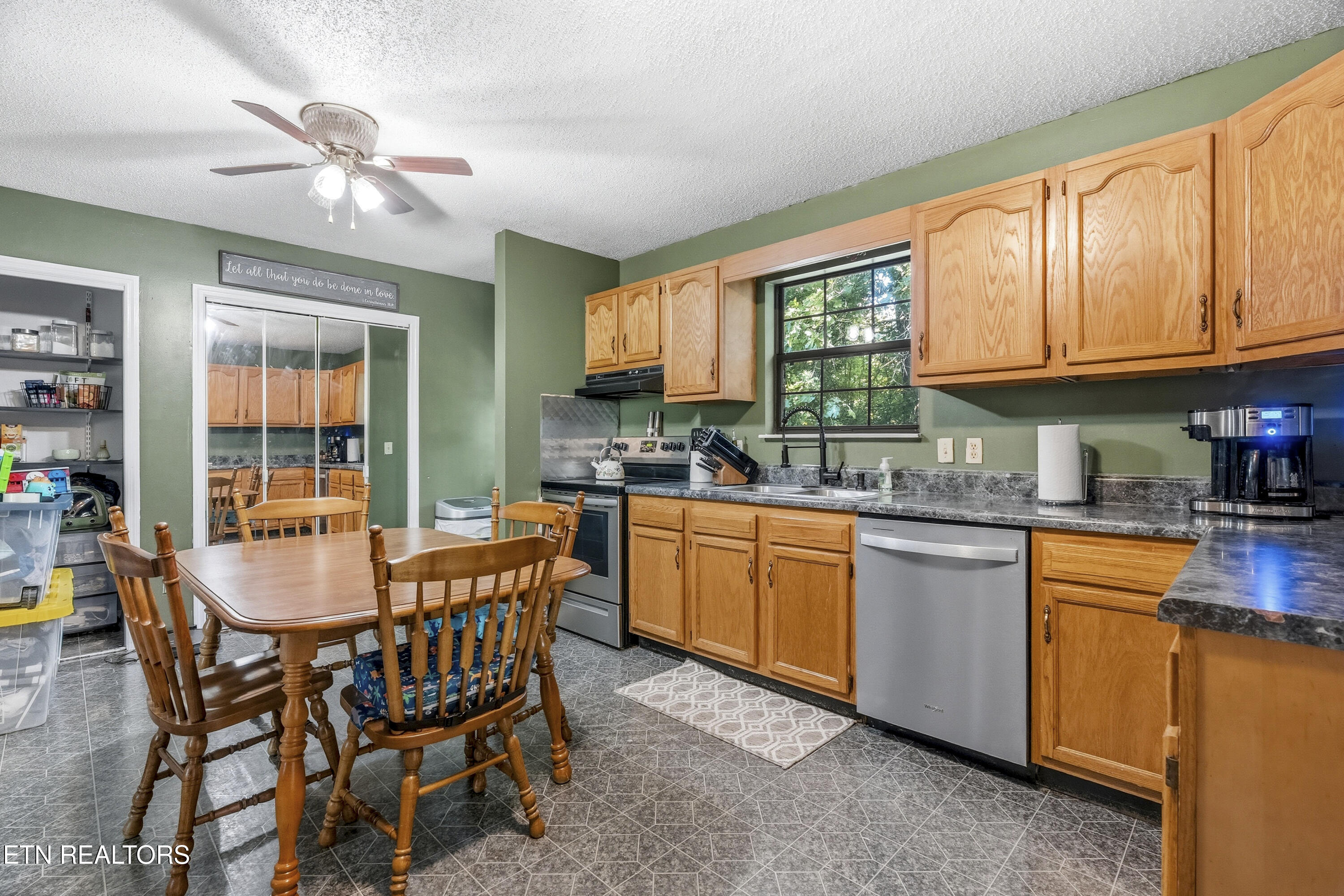 205 Booker Road Maynardville TN 37807