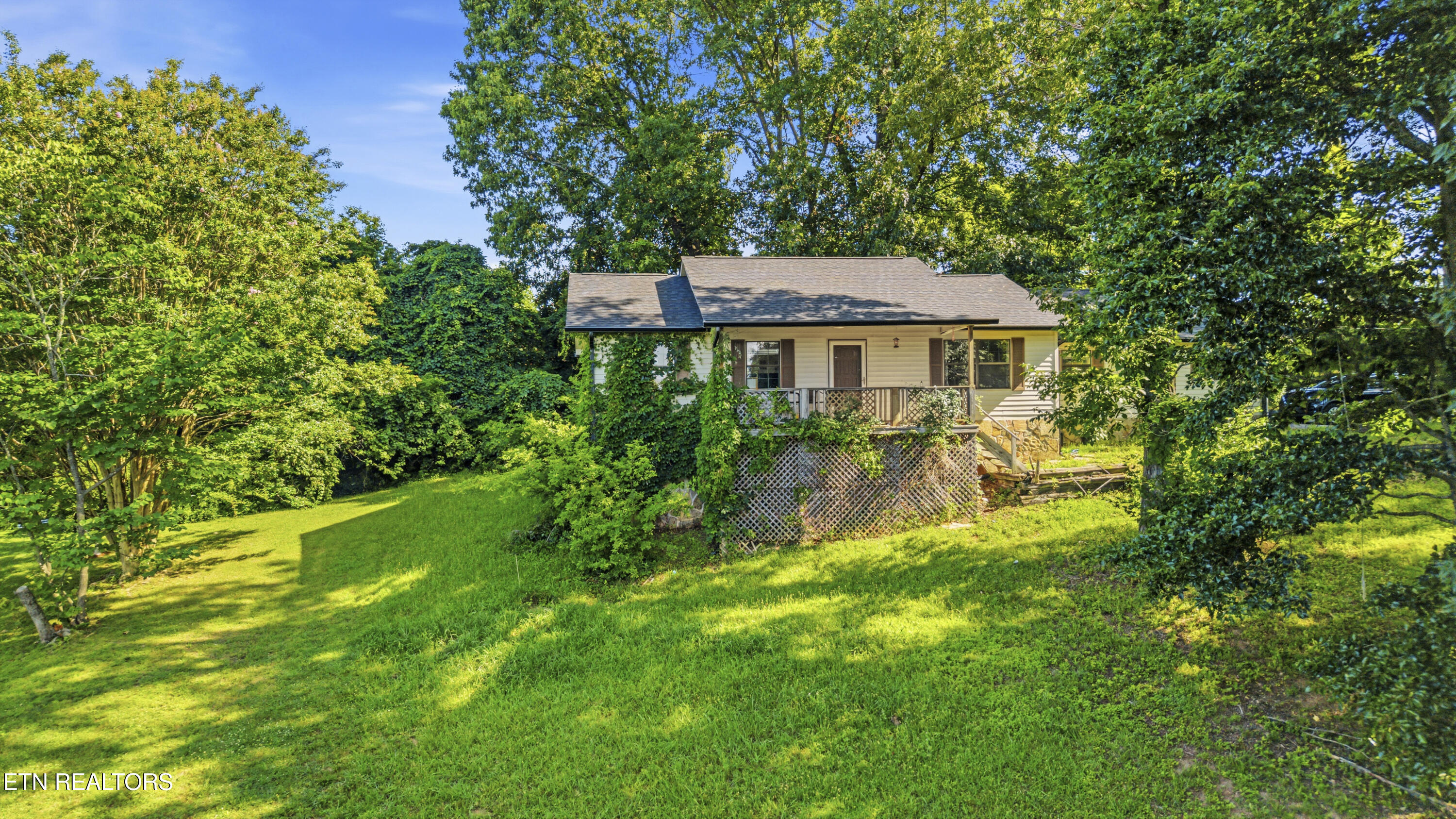 205 Booker Road Maynardville TN 37807