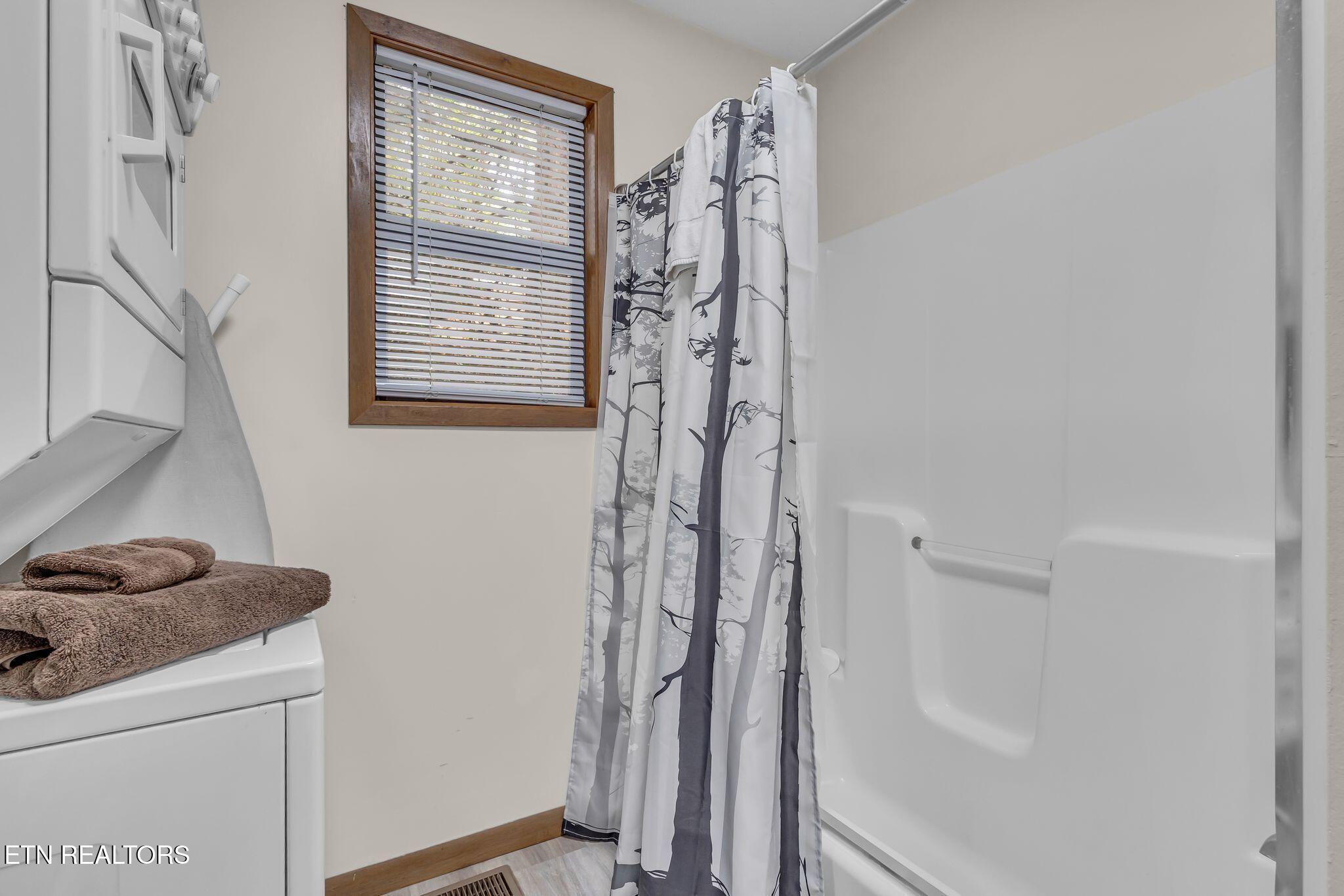3042 Crestview Court Sevierville TN 37862