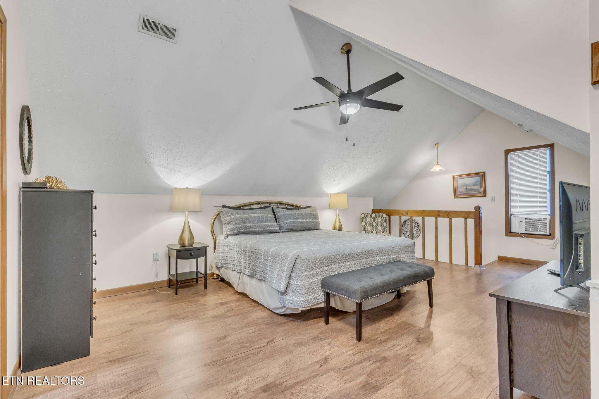 3042 Crestview Court Sevierville TN 37862