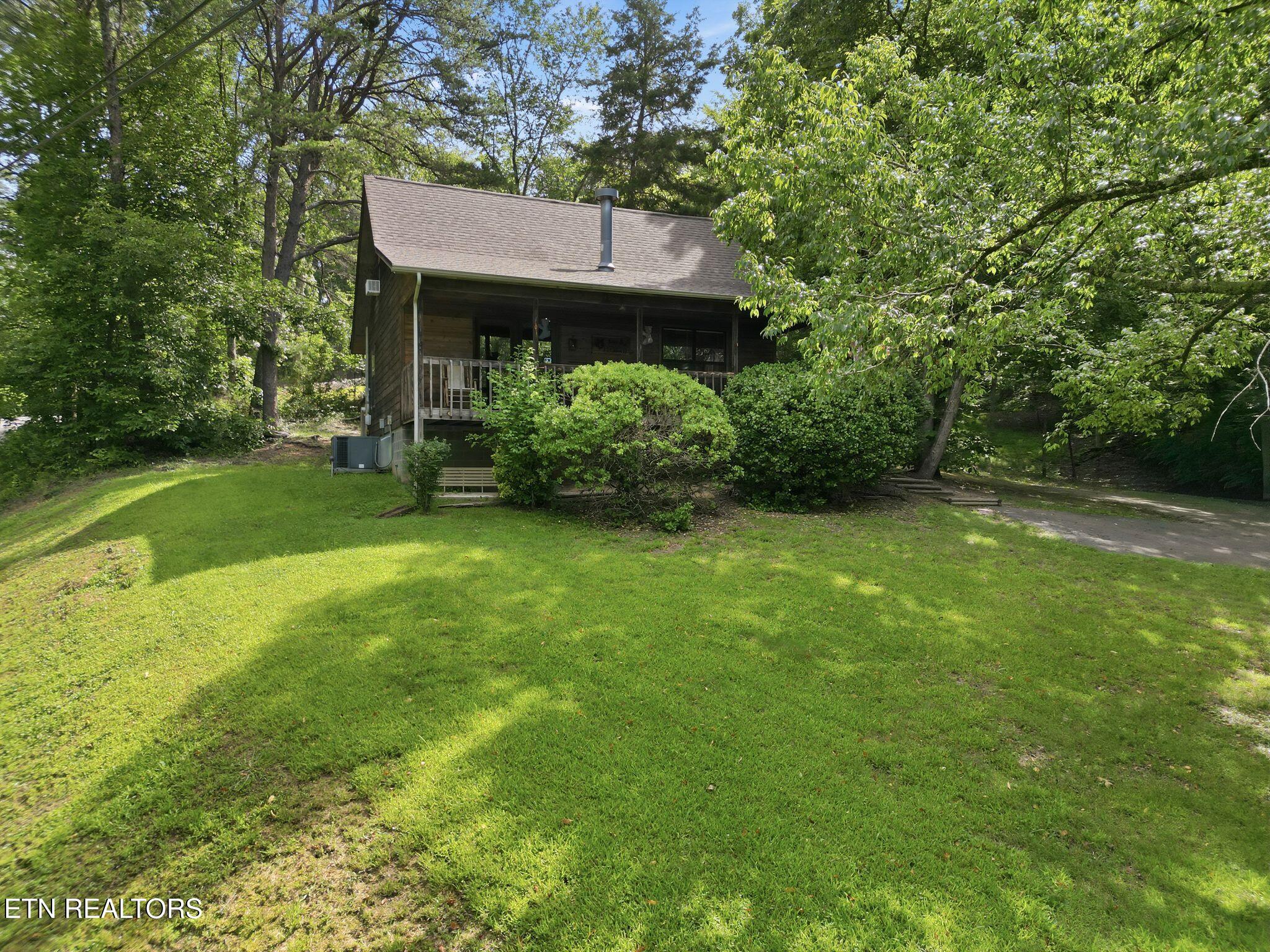 3042 Crestview Court Sevierville TN 37862