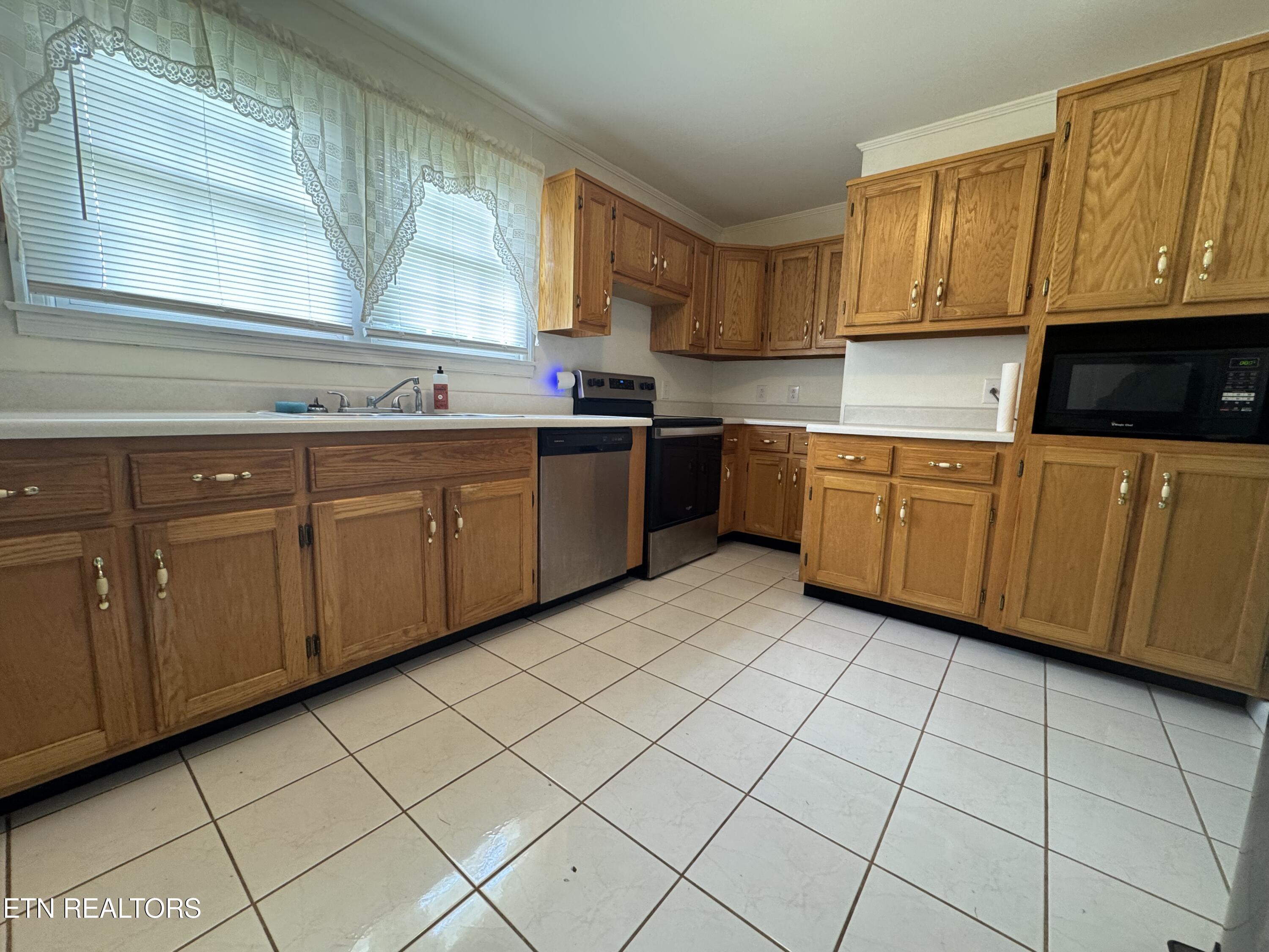 1209 Morgan Street Athens TN 37303