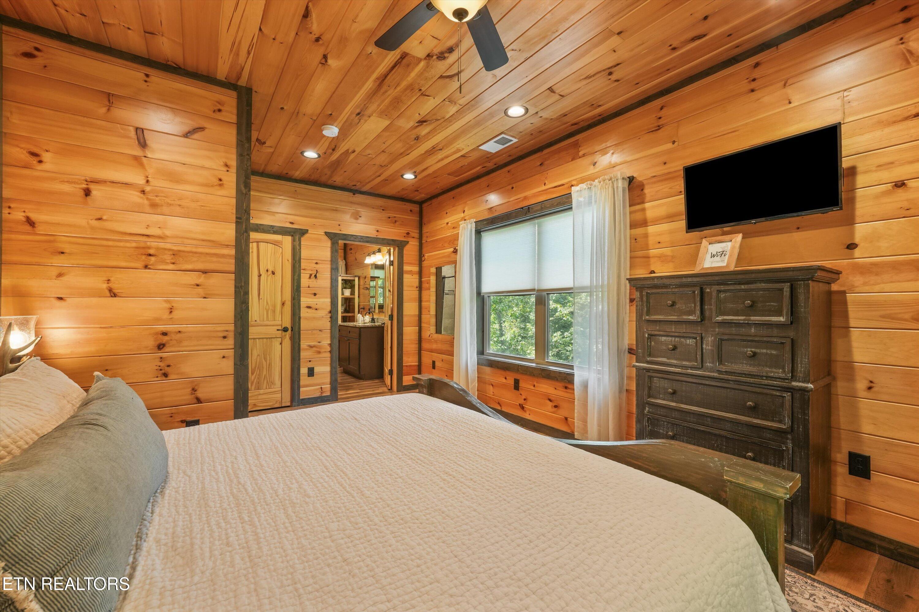 374 Buena Vista Drive Sevierville TN 37876