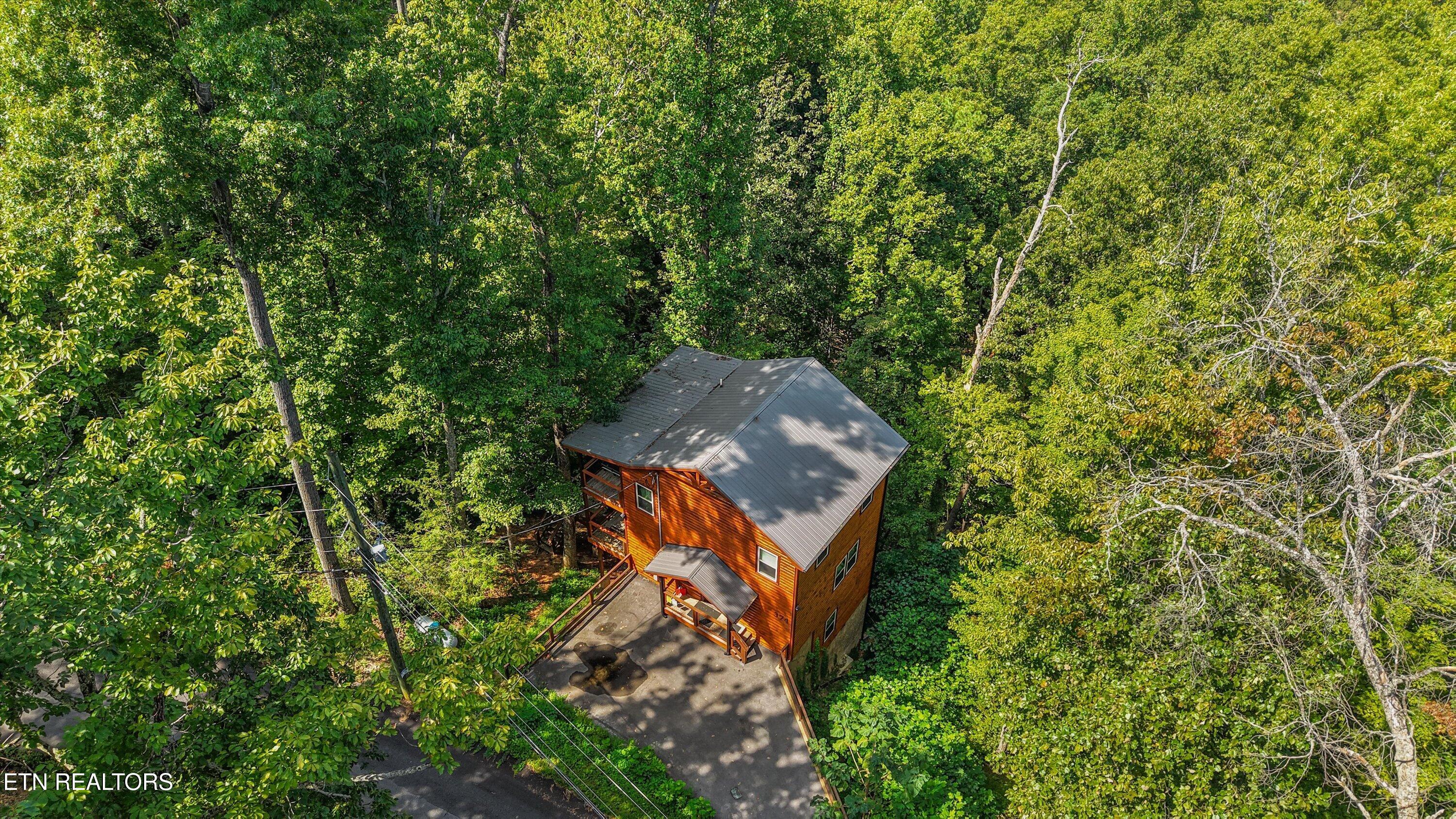 374 Buena Vista Drive Sevierville TN 37876
