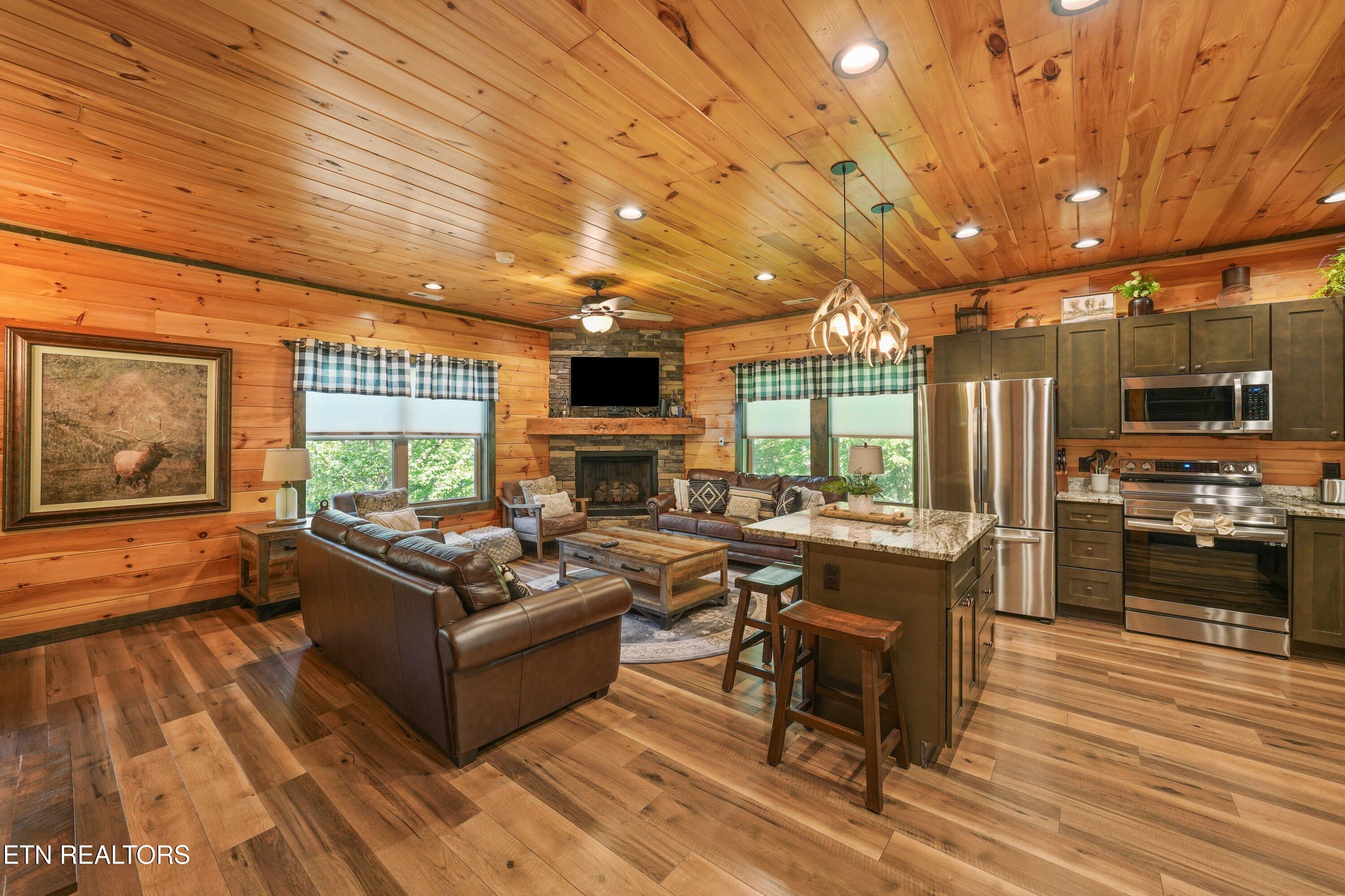 374 Buena Vista Drive Sevierville TN 37876