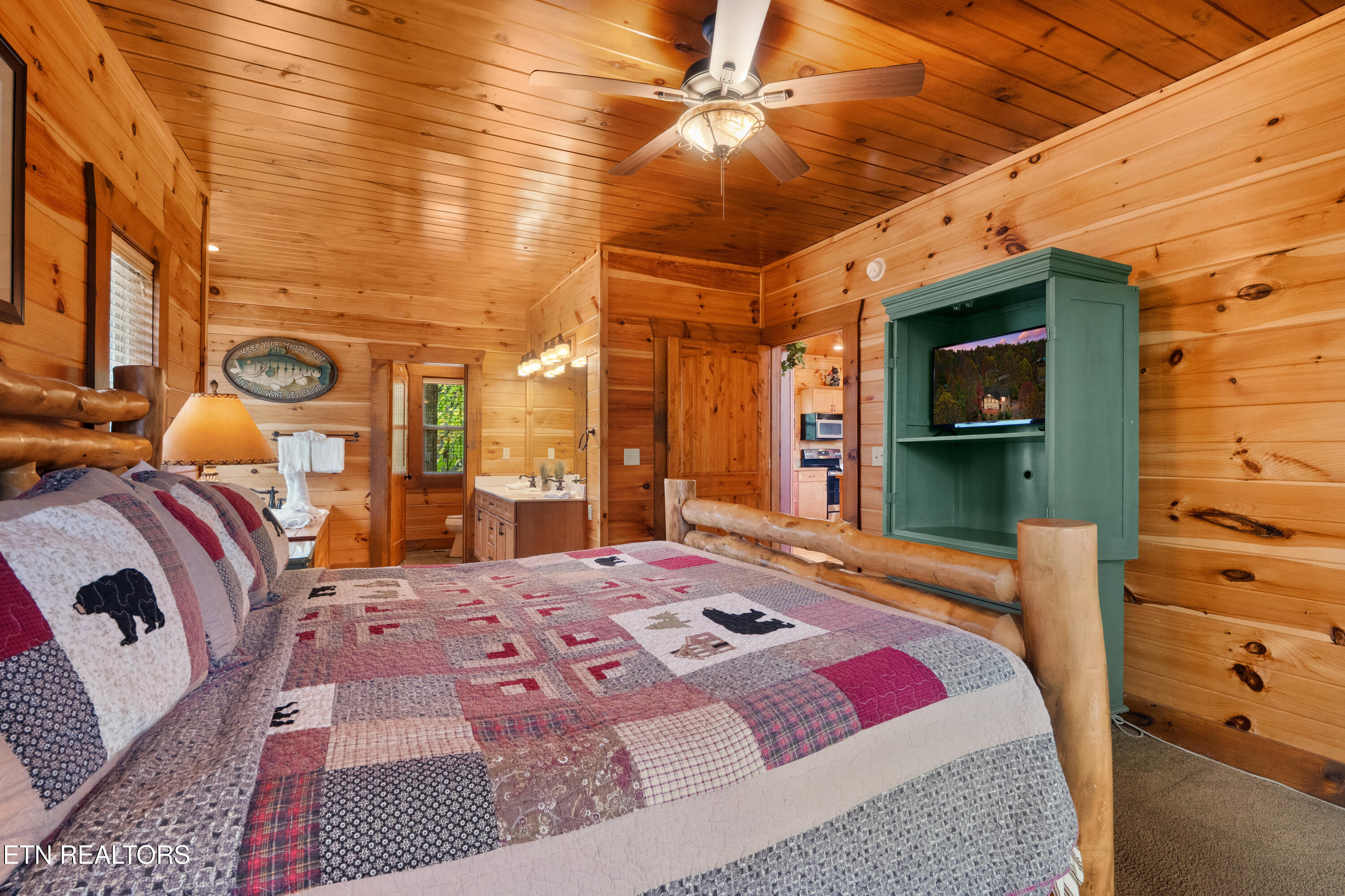 1716 Smoky Hills Drive Gatlinburg TN 37738