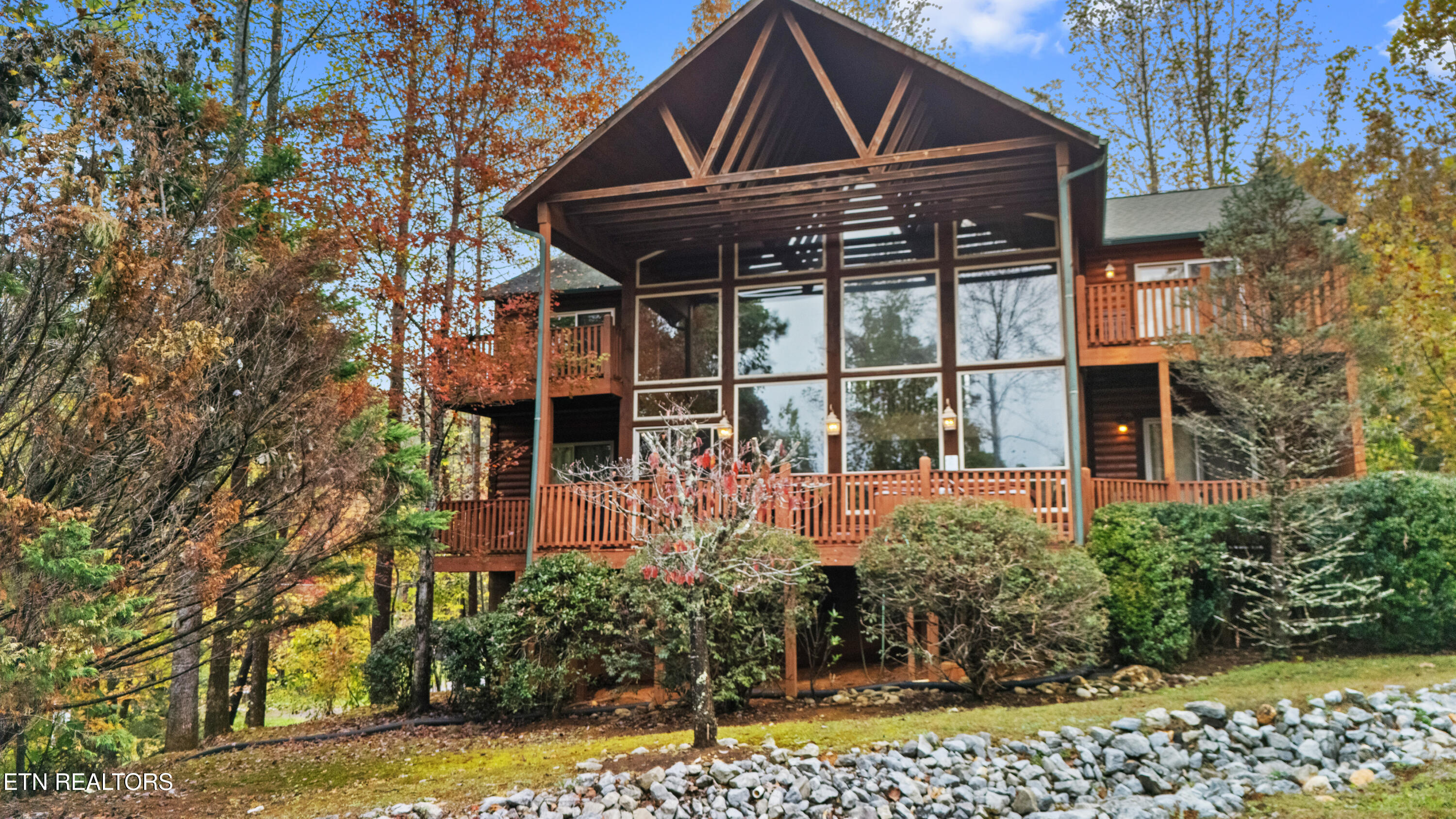 1716 Smoky Hills Drive Gatlinburg TN 37738