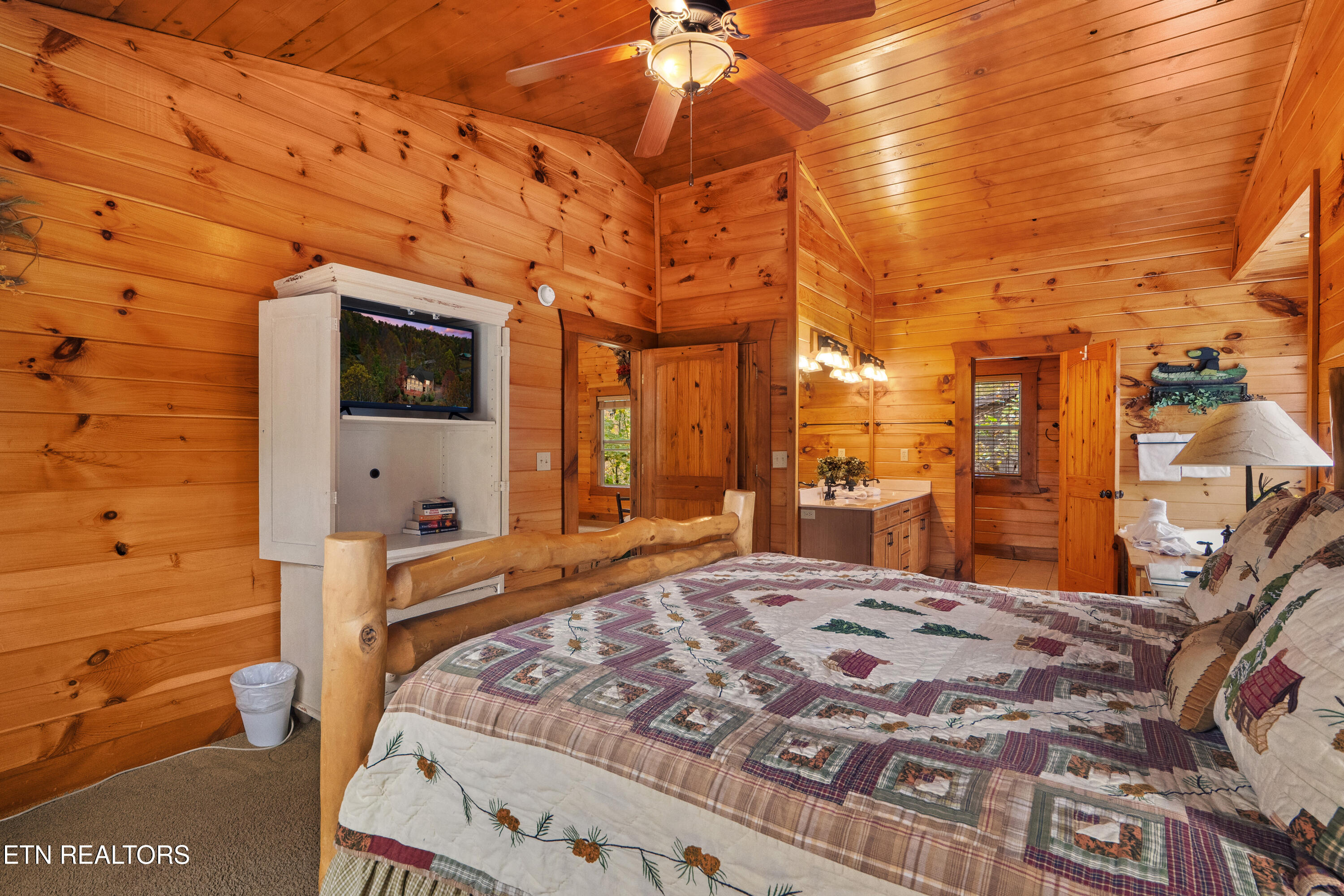 1716 Smoky Hills Drive Gatlinburg TN 37738