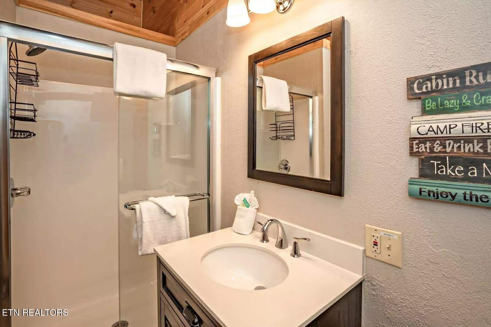 3669 Lindsey Mill Road Gatlinburg TN 37738