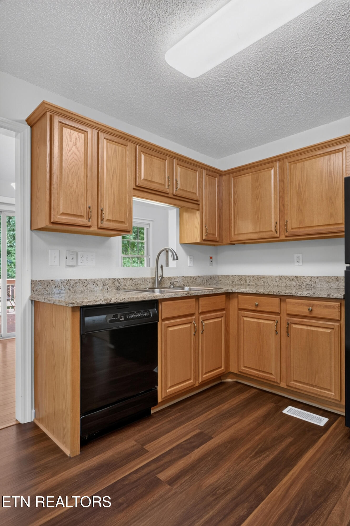 154 Glenwood Drive Crossville TN 38558