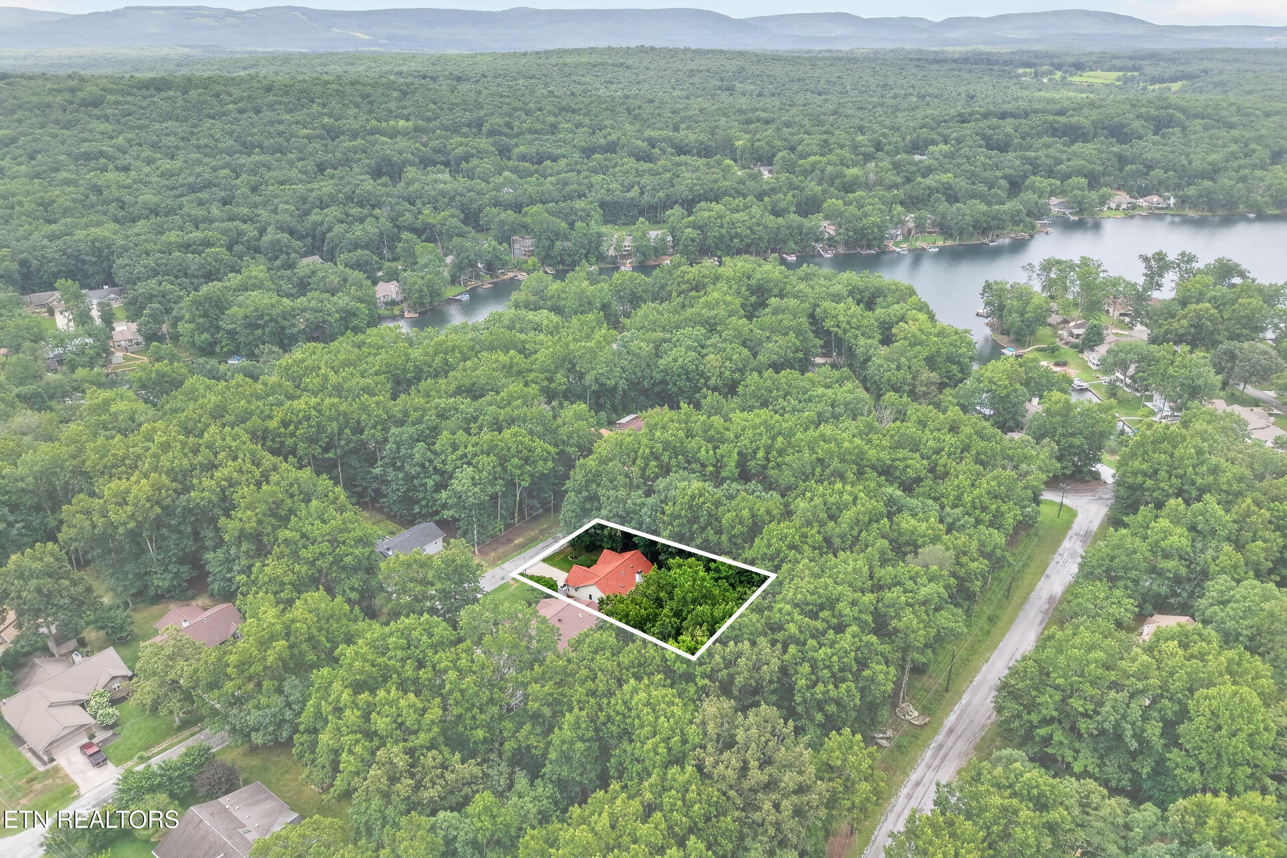 154 Glenwood Drive Crossville TN 38558