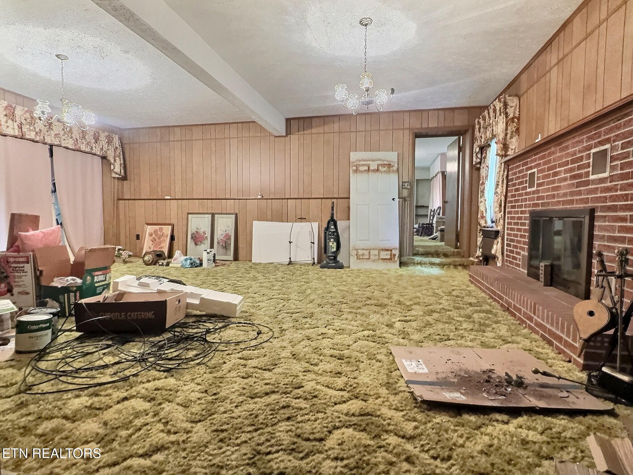 1206 Back Valley Road Lafollette TN 37766