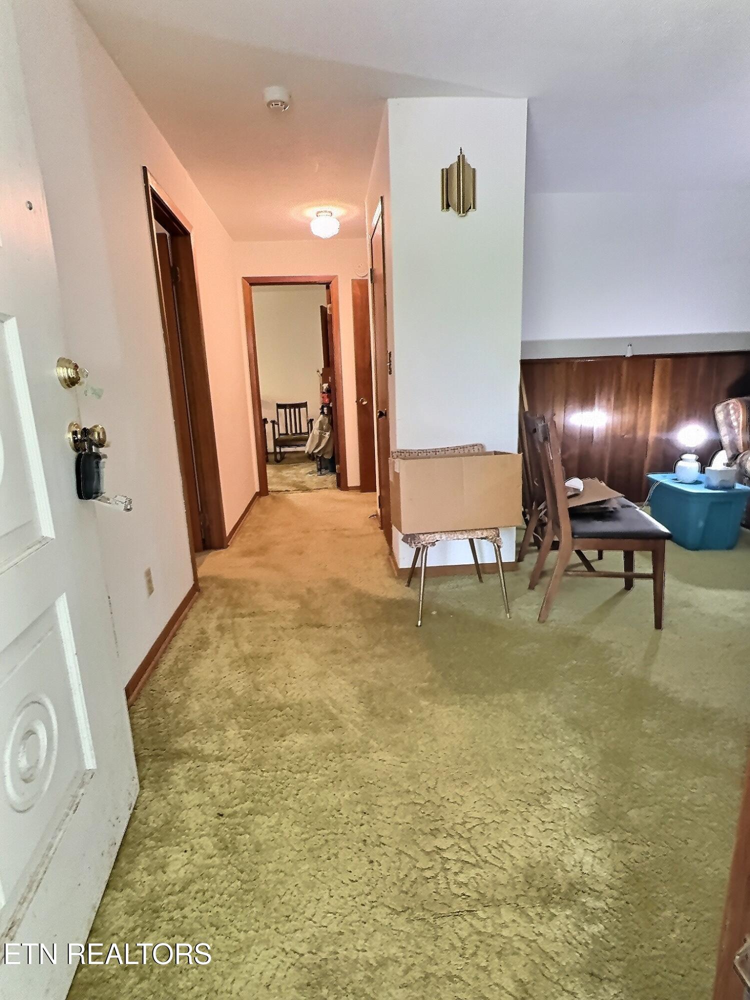 1206 Back Valley Road Lafollette TN 37766
