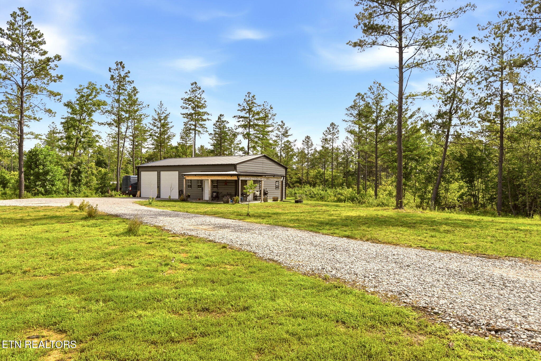 139 Boone Lane Sunbright TN 37872